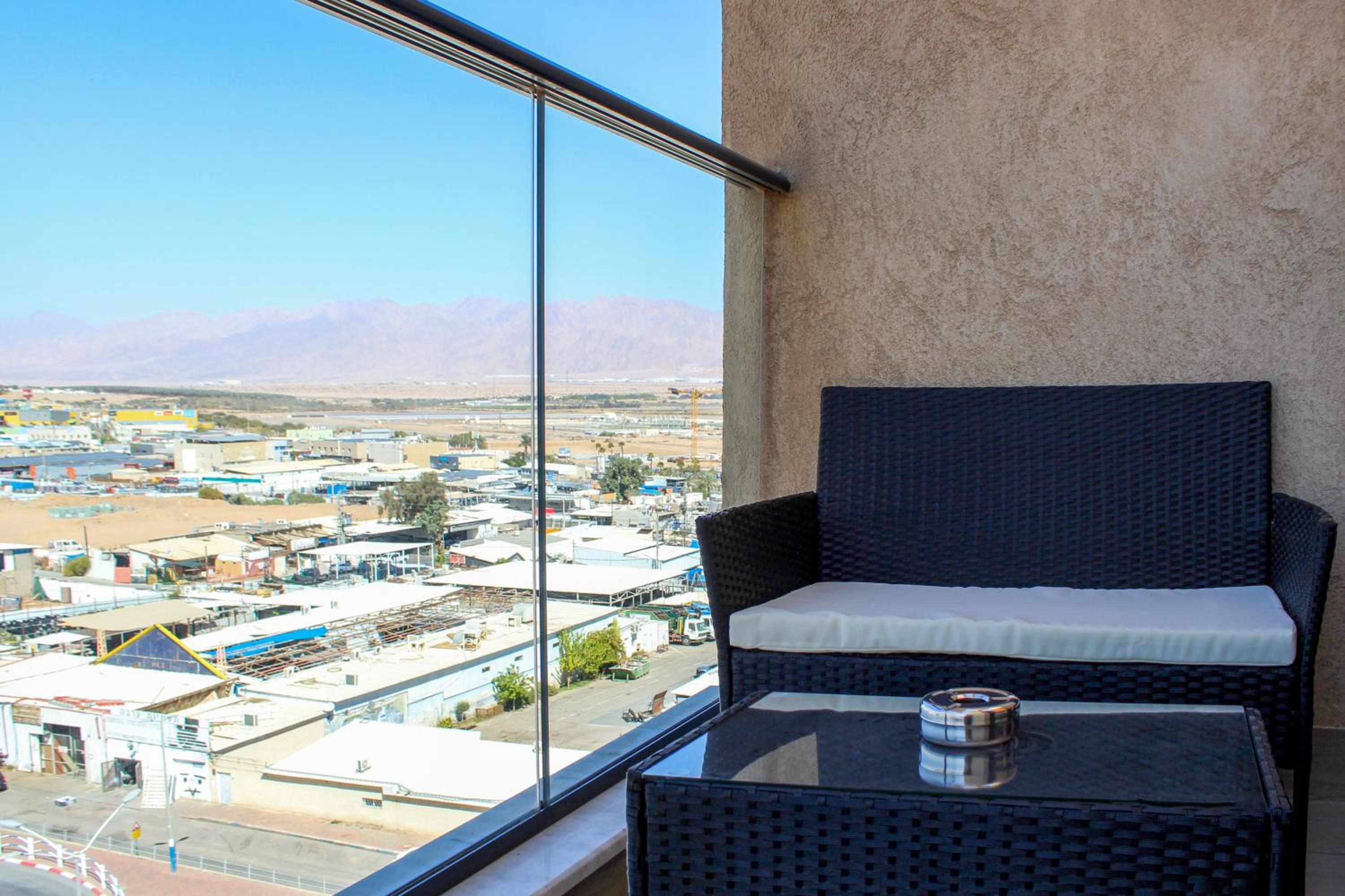 Luxury Family Apartment #33 By Hashdera Eilat view 4