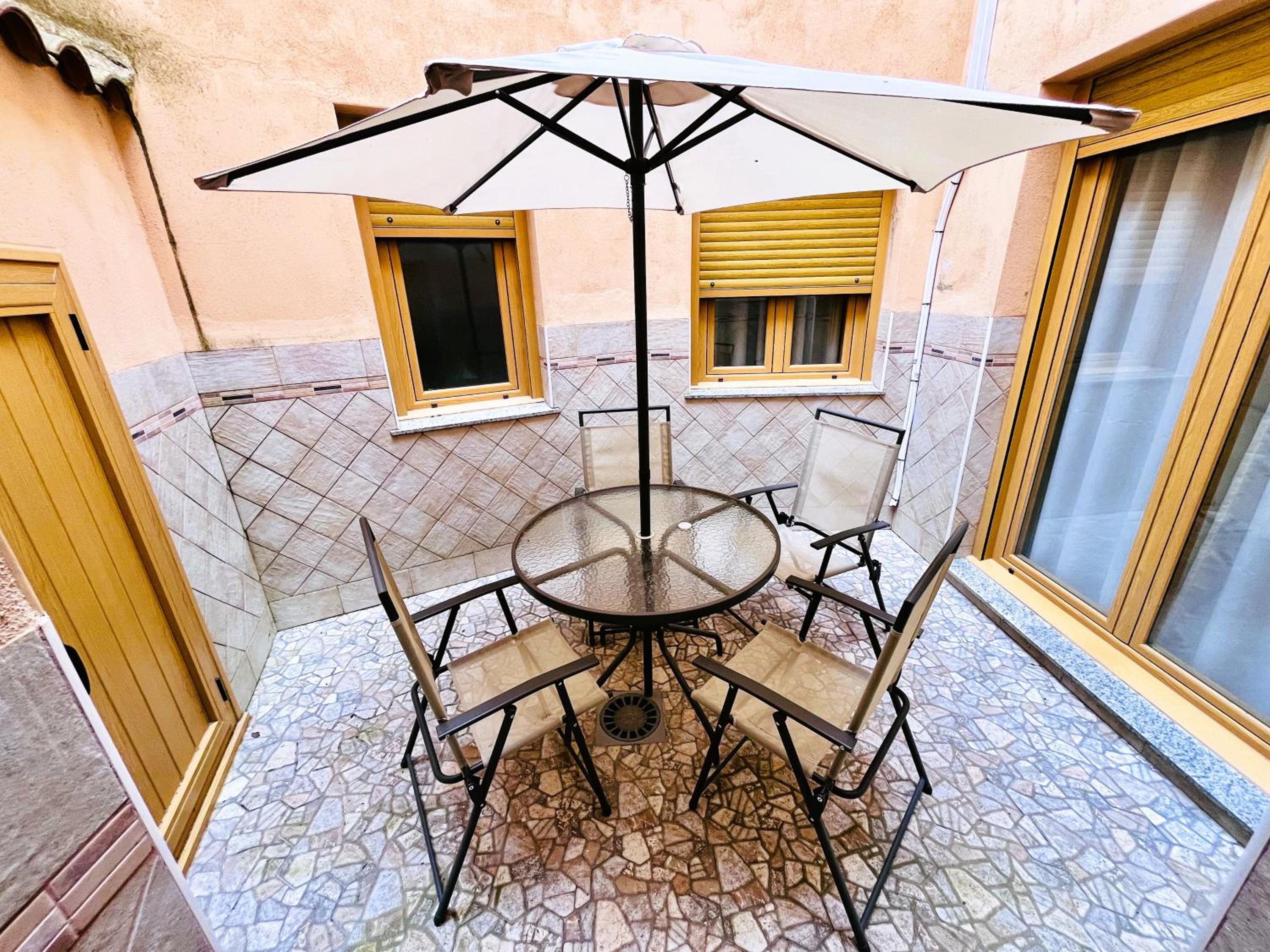 APARTAMENTOS TURíSTICOS MONTASOL 1