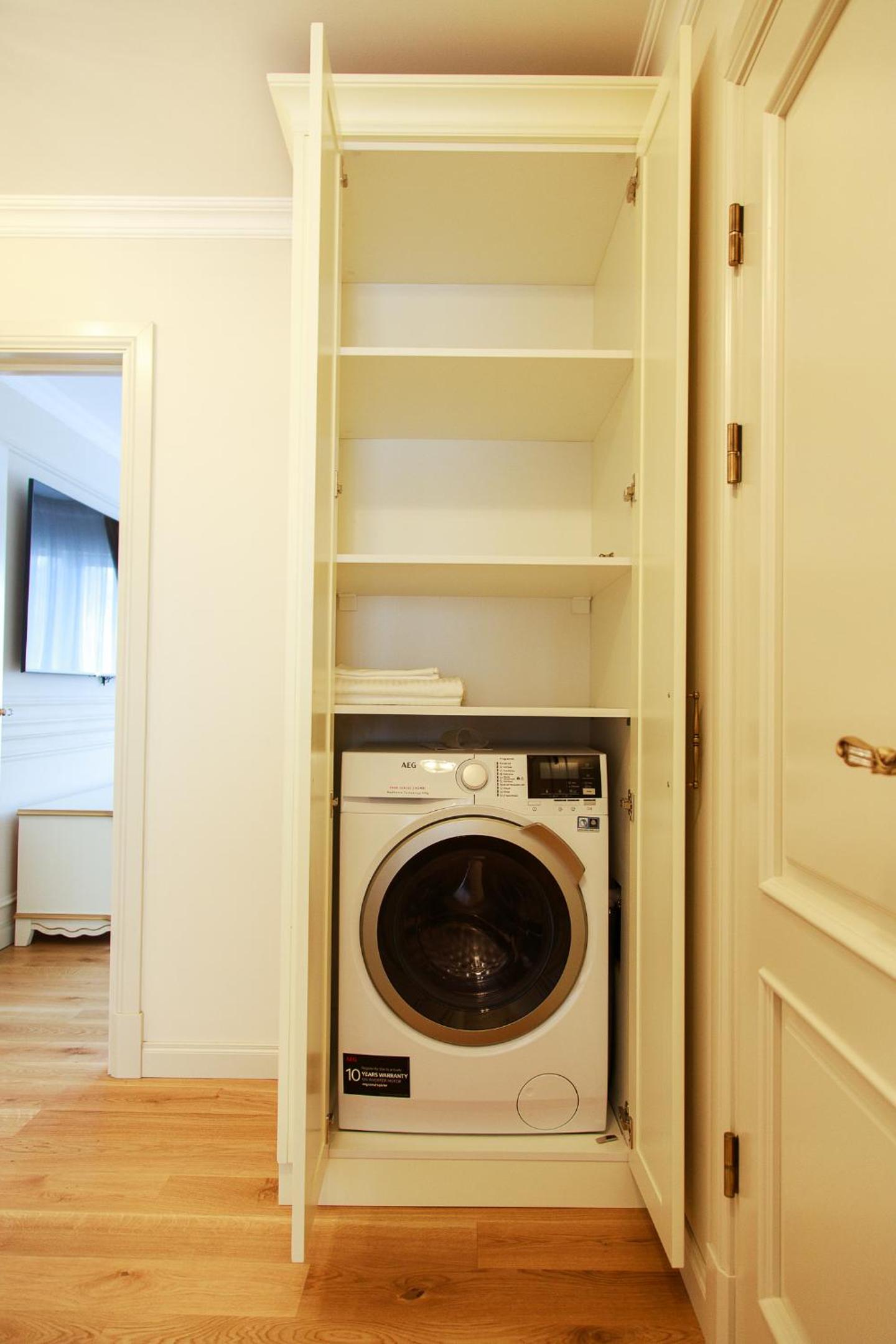 Boutique Apartments Kempes view 3