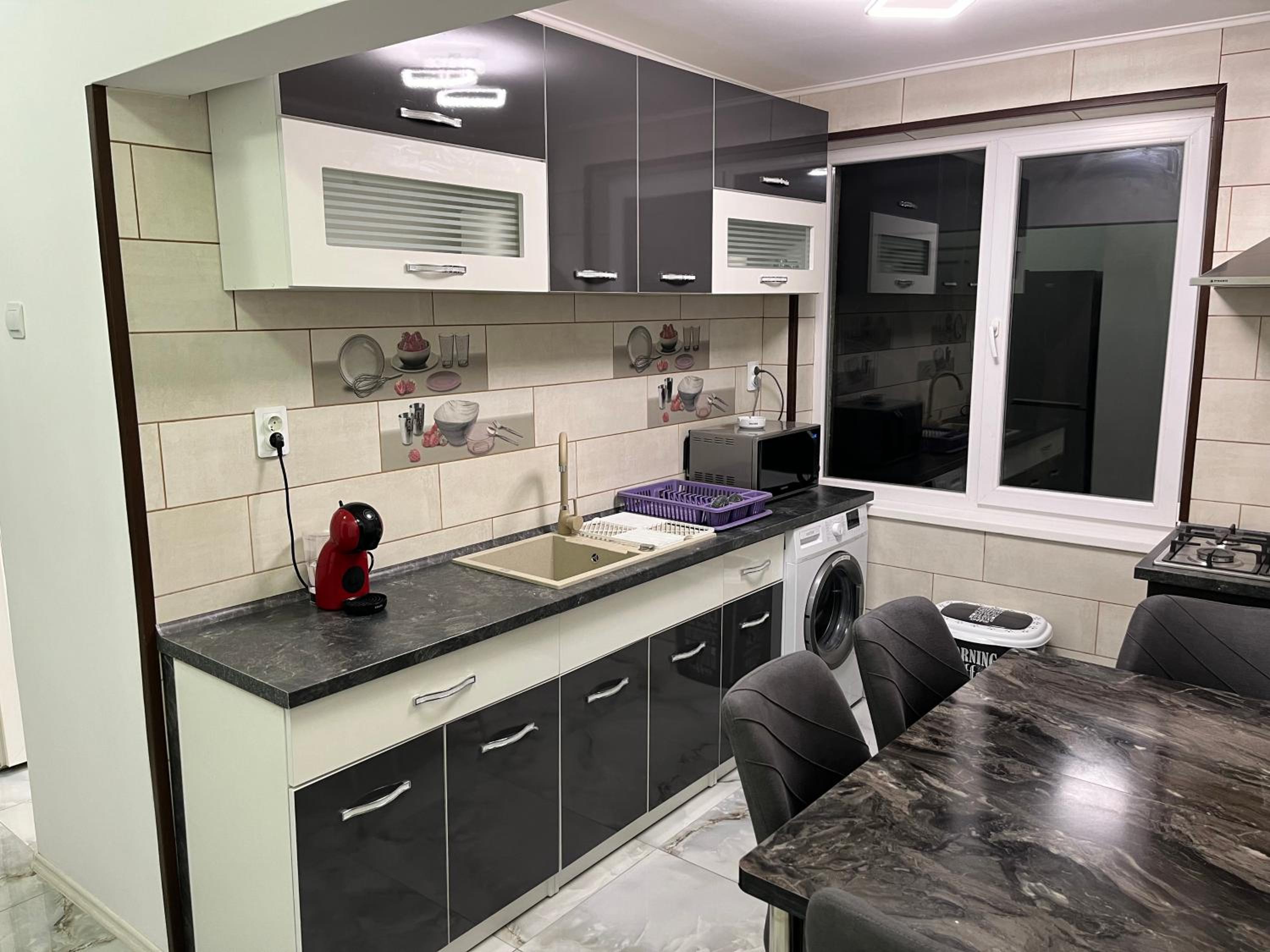 Karina Maliuc Apartment view 3