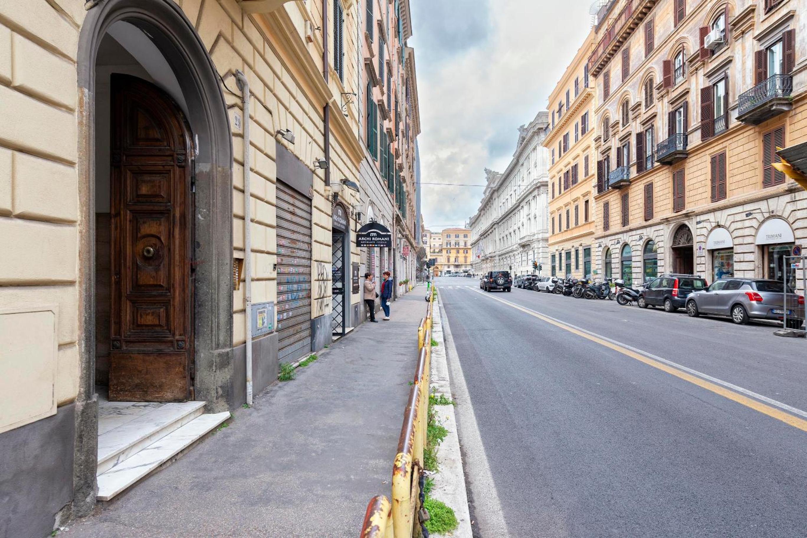 Redseven Rome Apartments