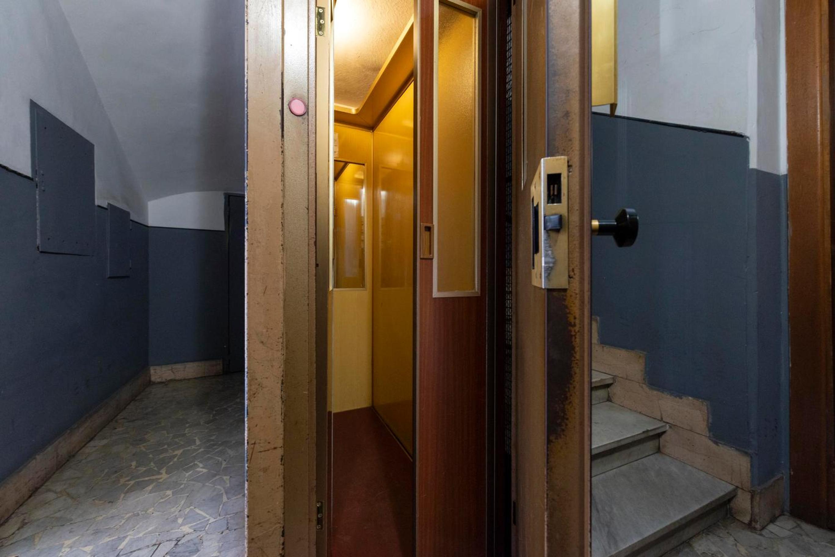Redseven Rome Apartments