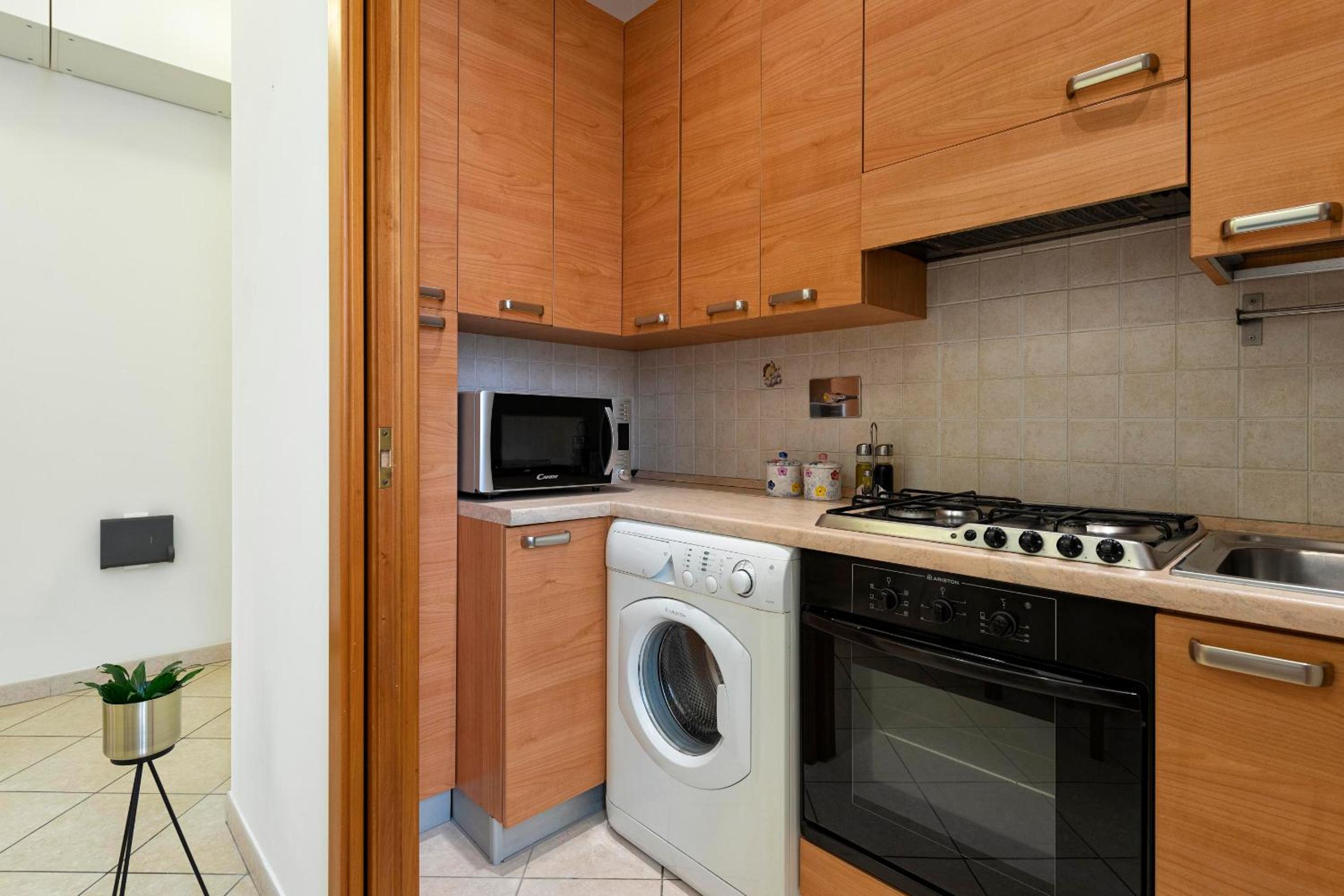 Redseven Rome Apartments