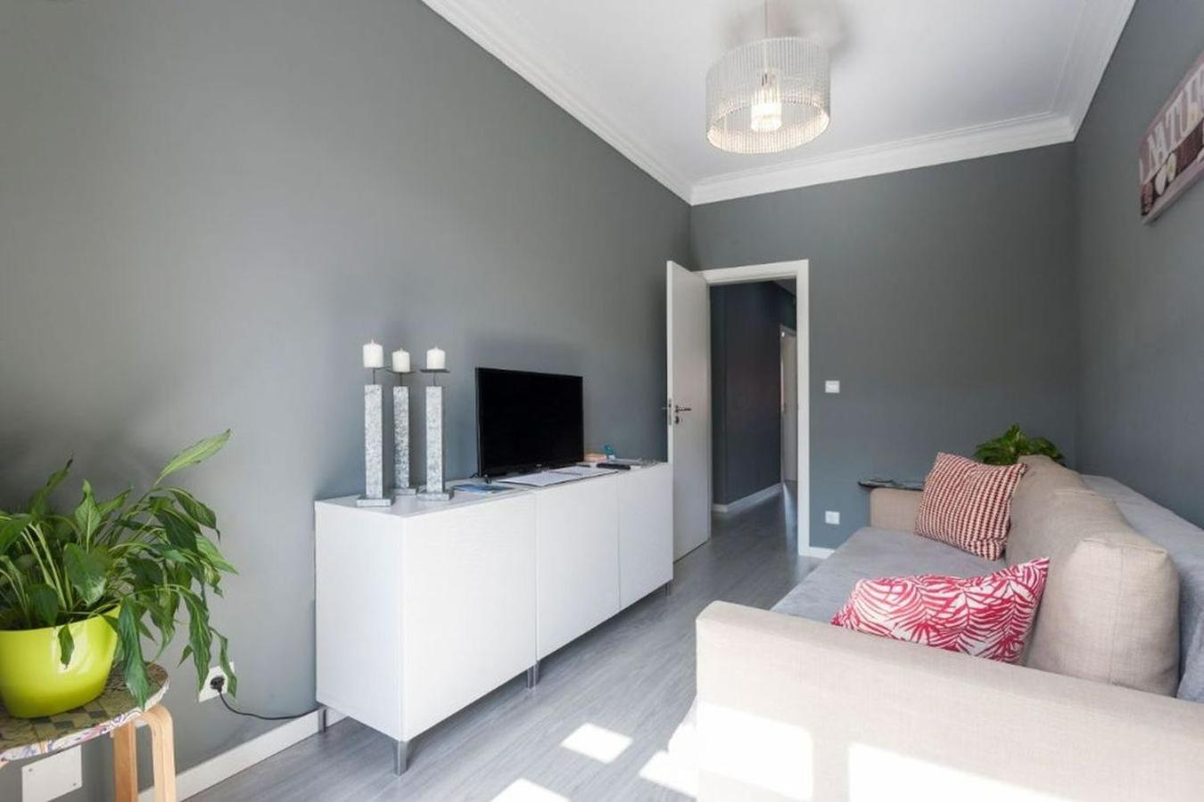 2-bedroom flat in Moscavide near FIL and Arena