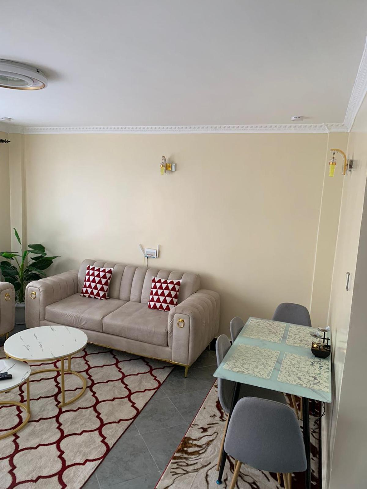 Elegant suites view 4