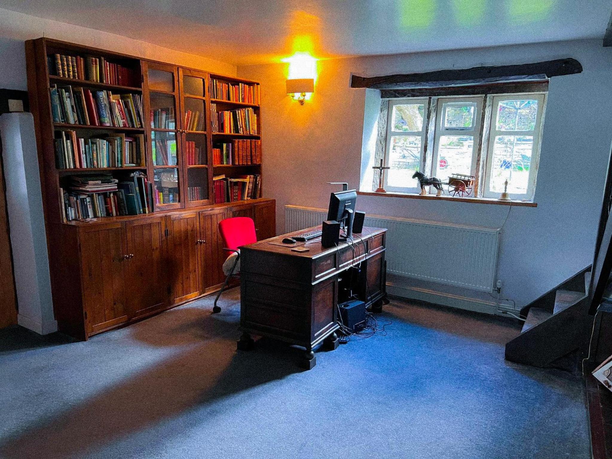 Photo 19