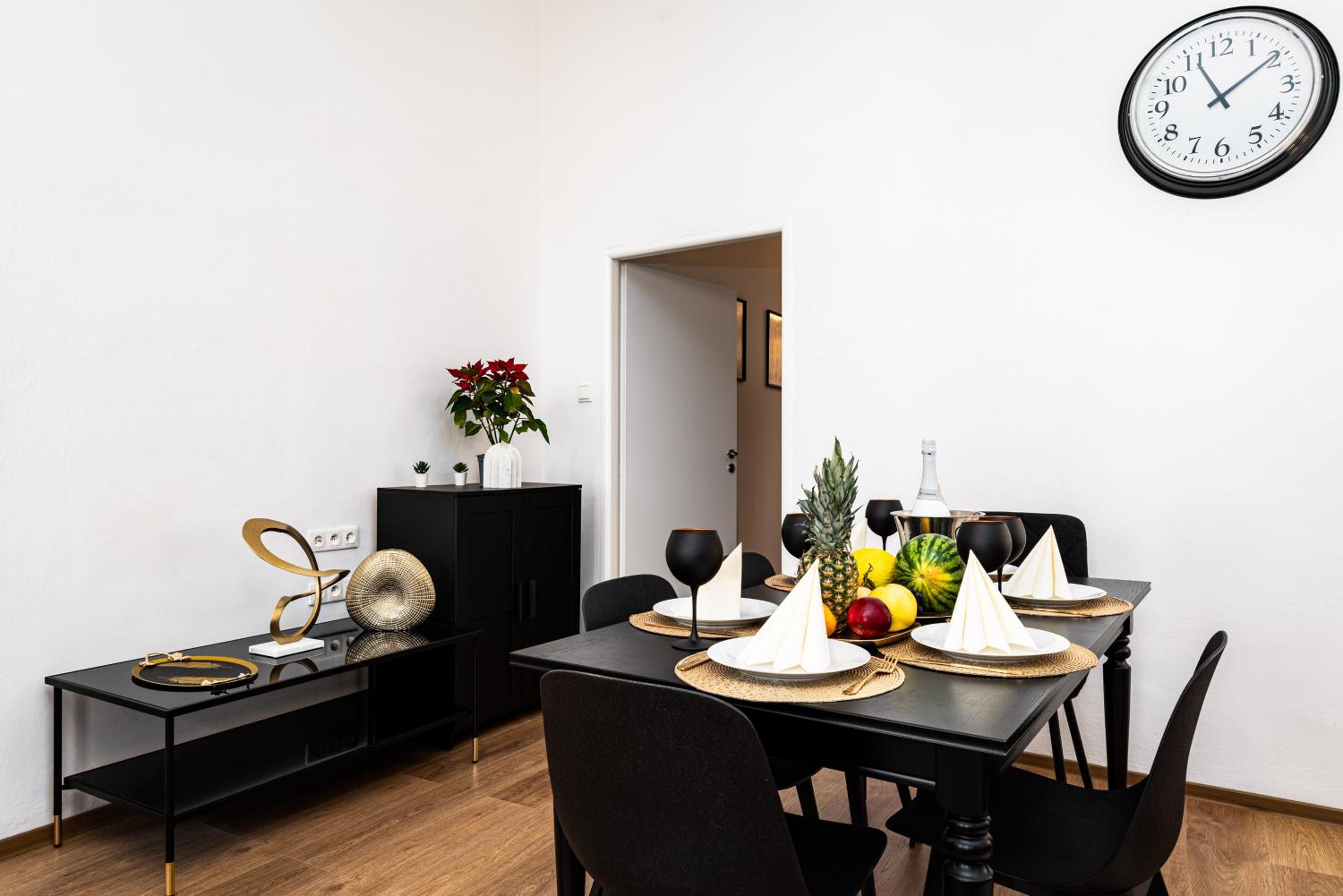Grand Luxury Gold Suite