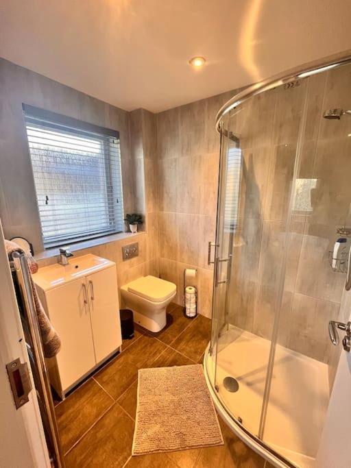 Gleneagles Apartment