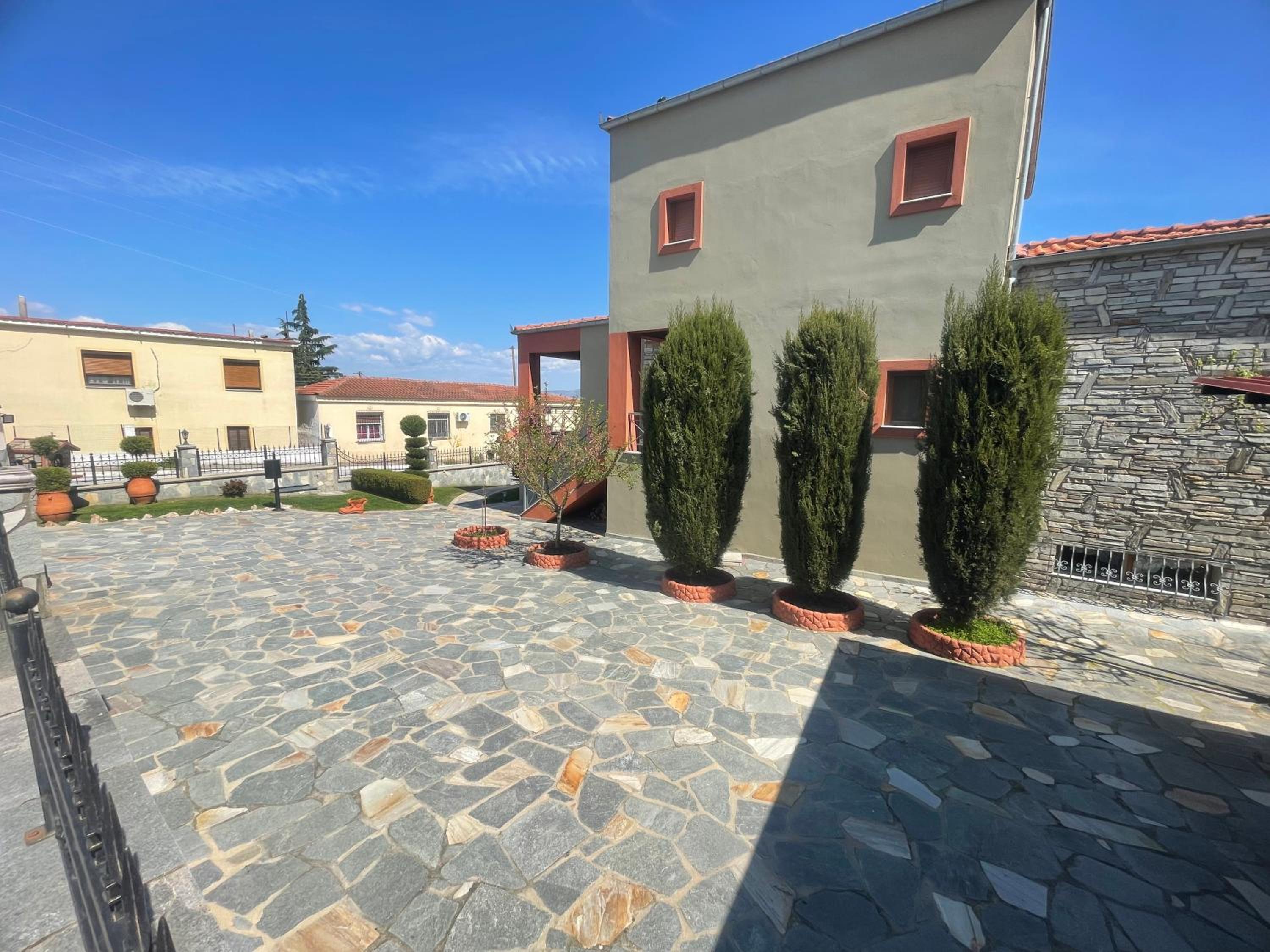 VILLA NIKOLETTA