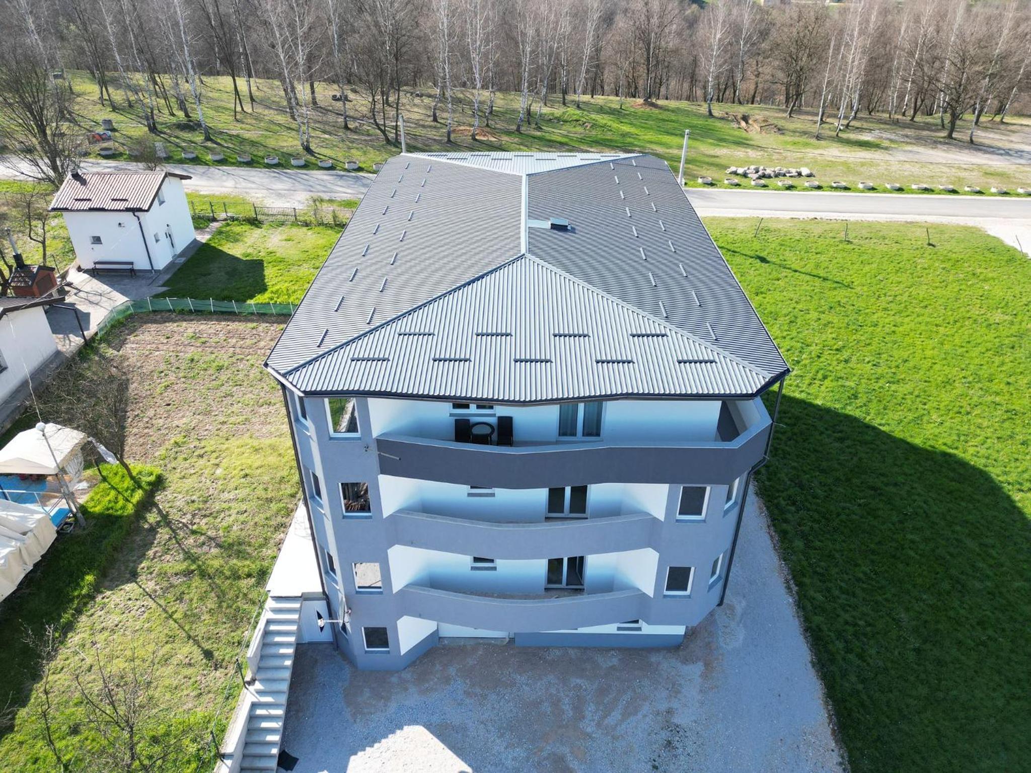 Villa Park Ravne