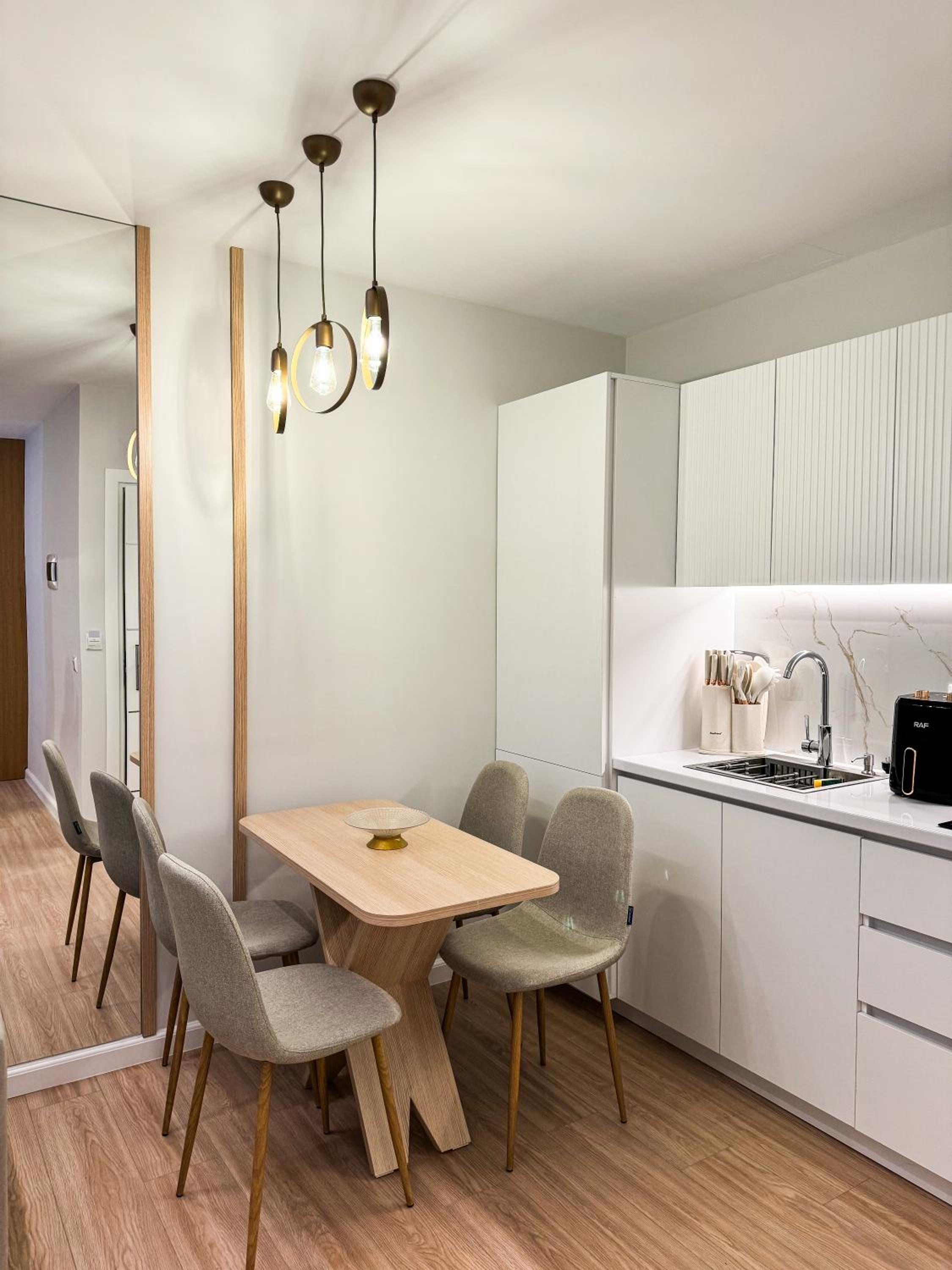 Nomad Stay Apartments