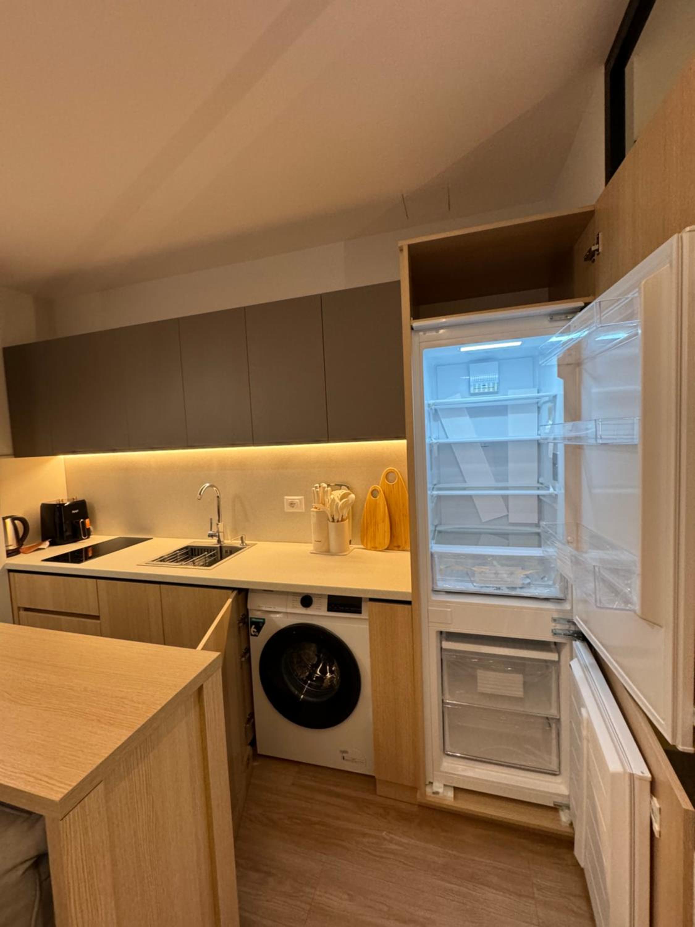 Nomad Stay Apartments