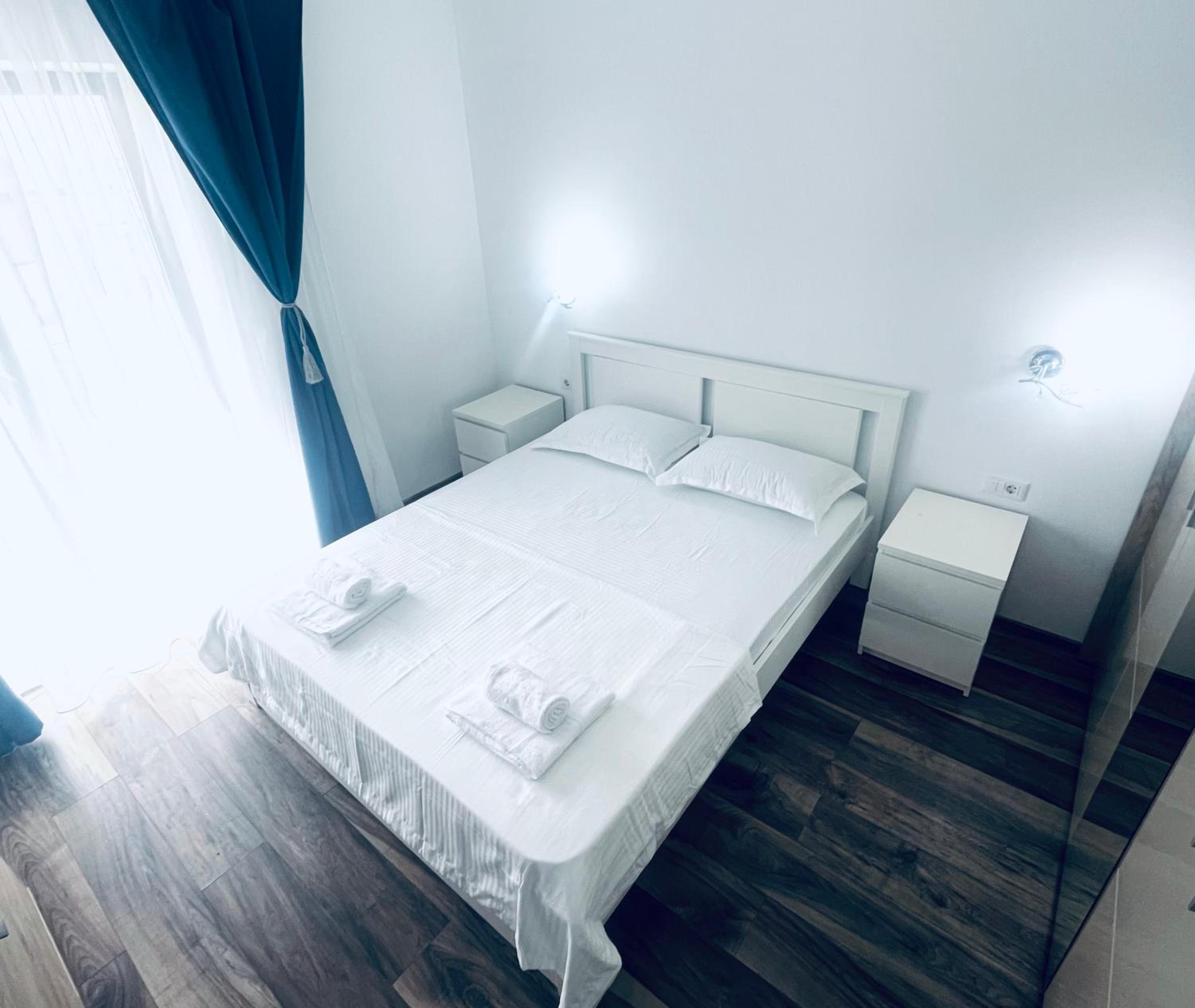Amely Apartments Mamaia Nord 17 view 4