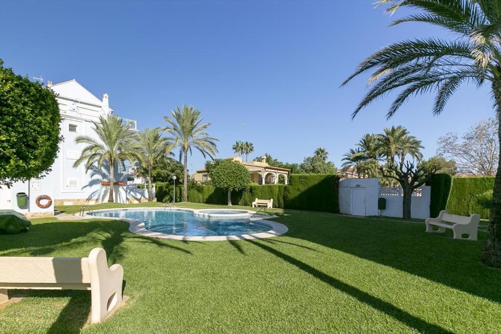 Nice apartment with terrace, 250m from the beach view 5