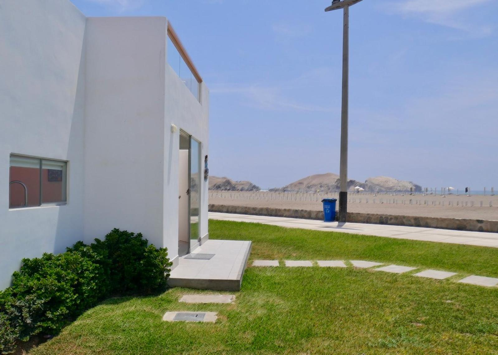 Exclusiva Casa de Playa frente al Mar view 3