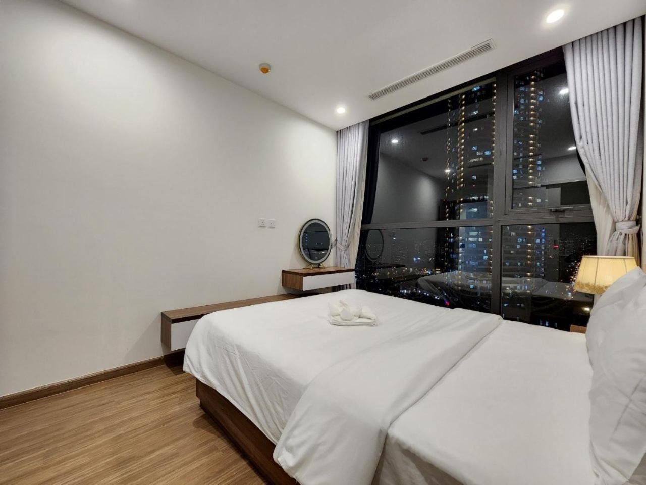 Vinhomes Skylake 1BR City View - Daniel Apartment