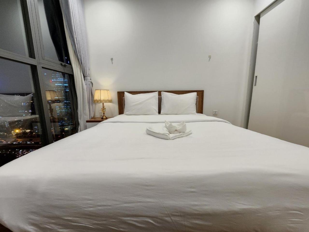 Vinhomes Skylake 1BR City View - Daniel Apartment