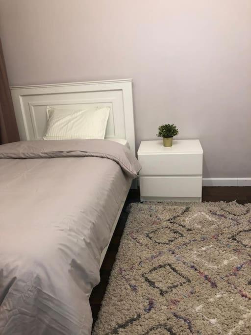 Modern & Cozy 2BR Apartment view 3