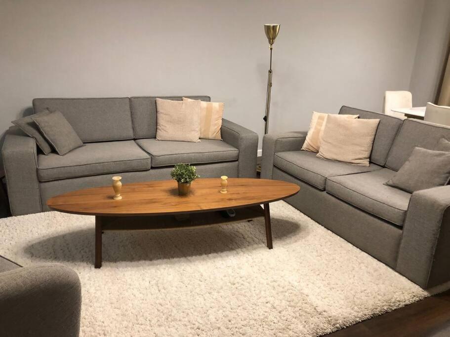 Modern & Cozy 2BR Apartment view 5