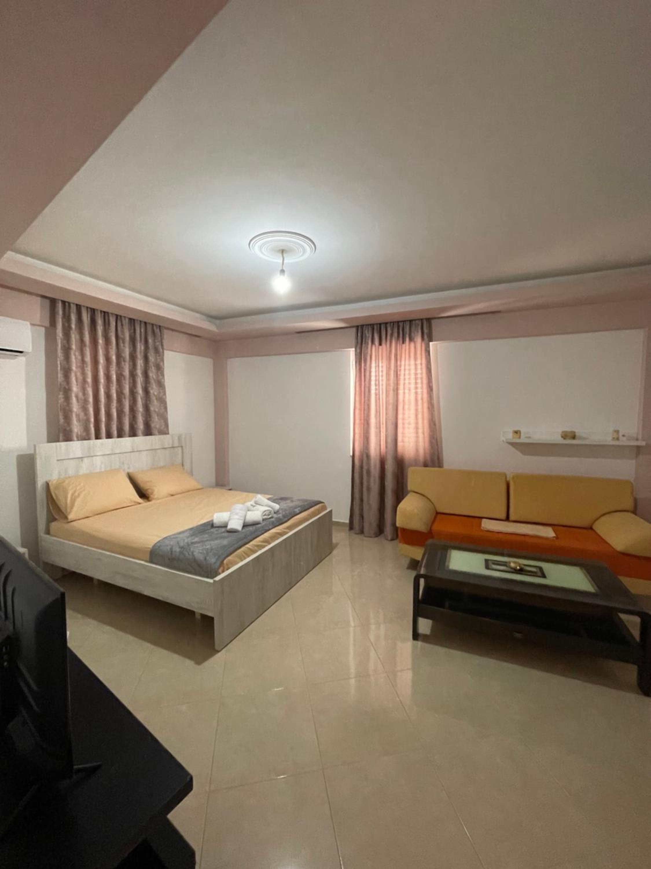 Eveline Boutique Apartments