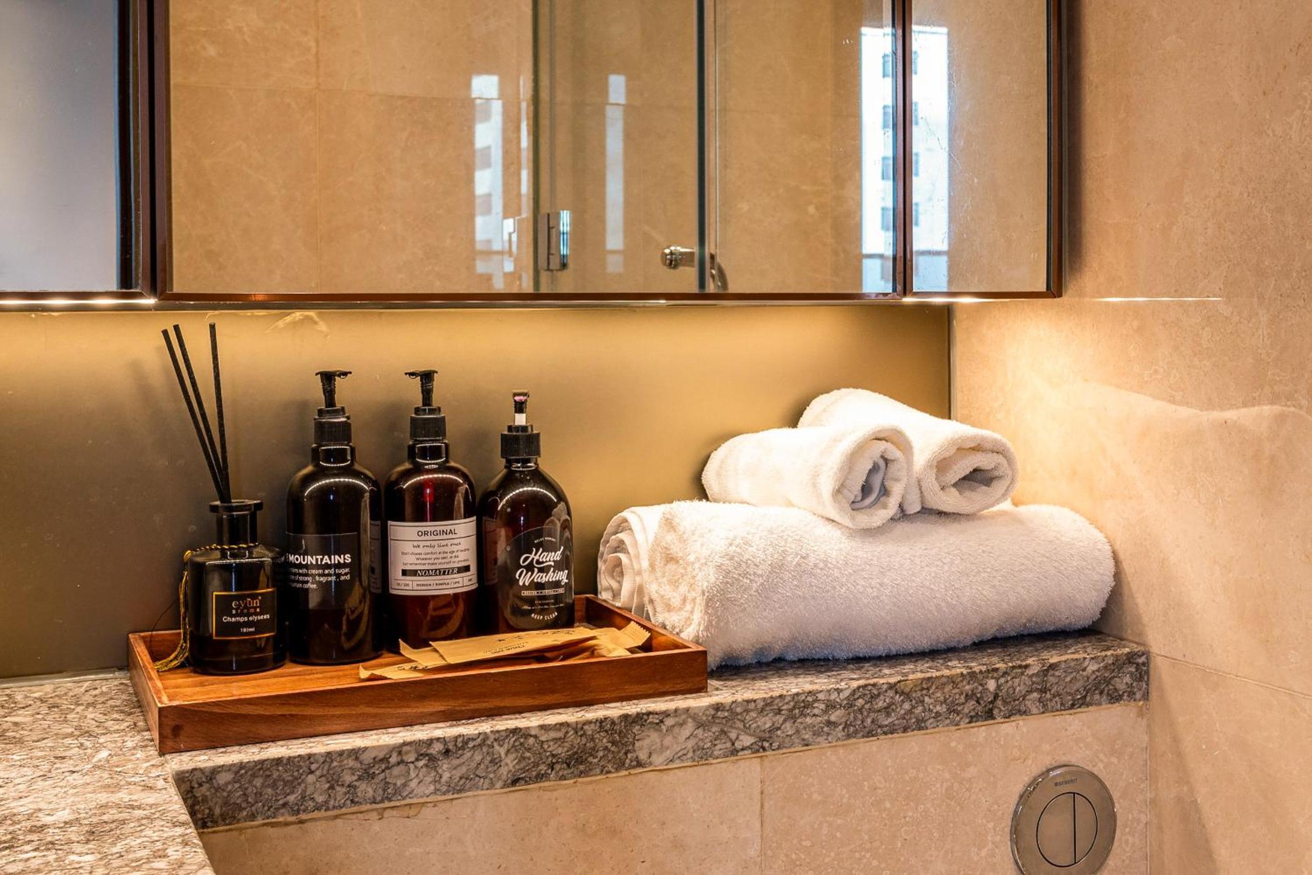 MarQ Luxury Apartment 48 Gym, City Center, Infinity Pool, Netflix