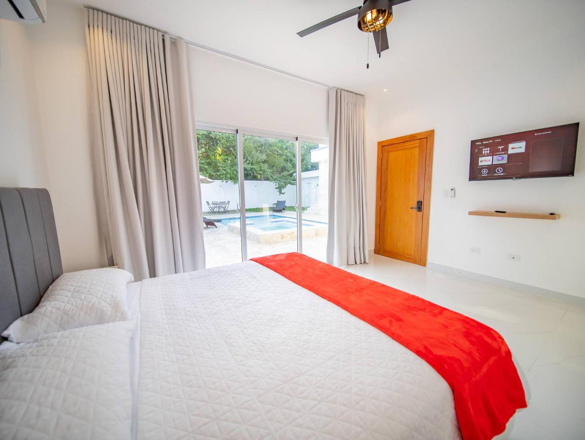 First Class 4br King Size Villa In Sosua Town view 3