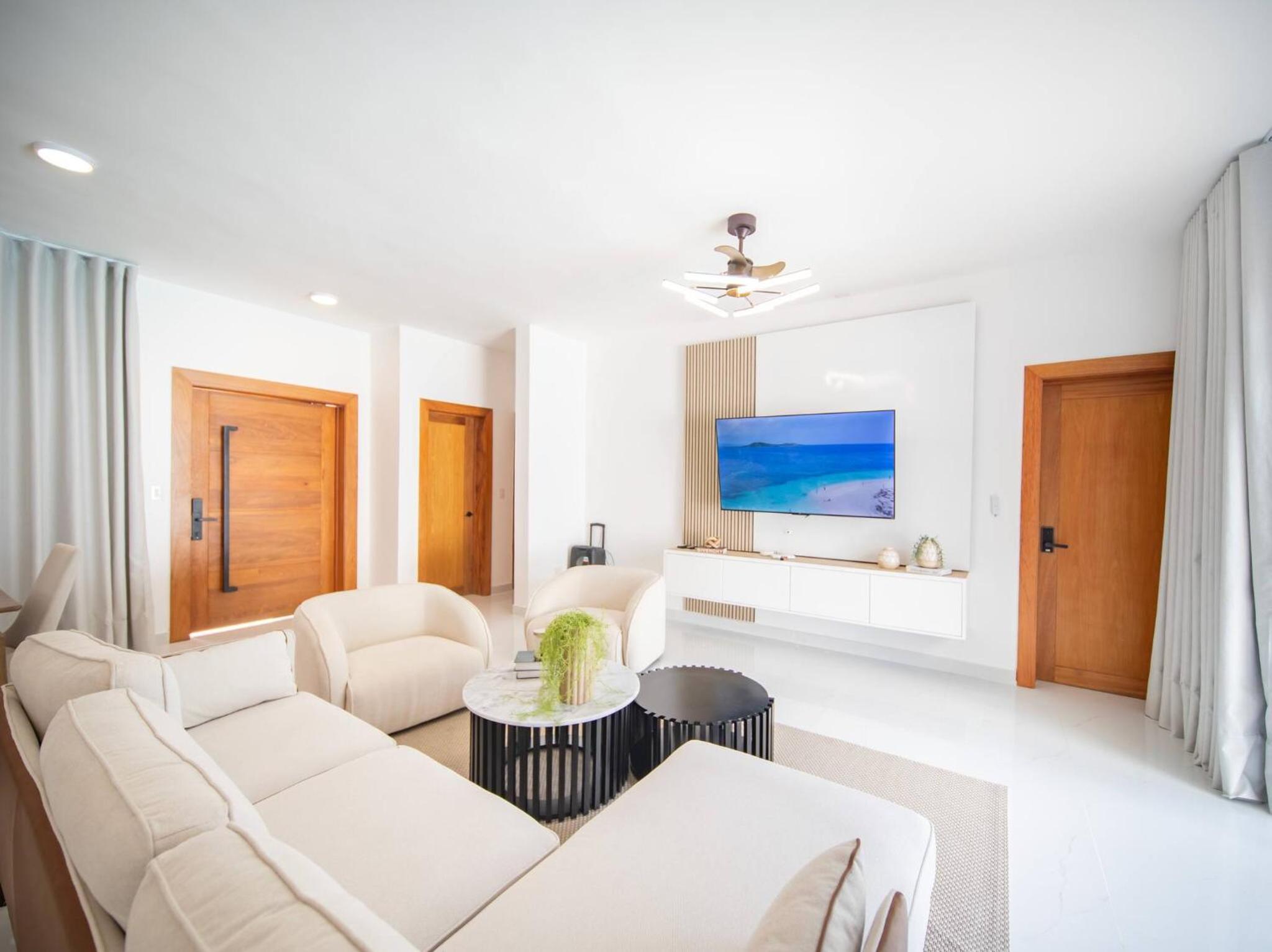 First Class 4br King Size Villa In Sosua Town view 5