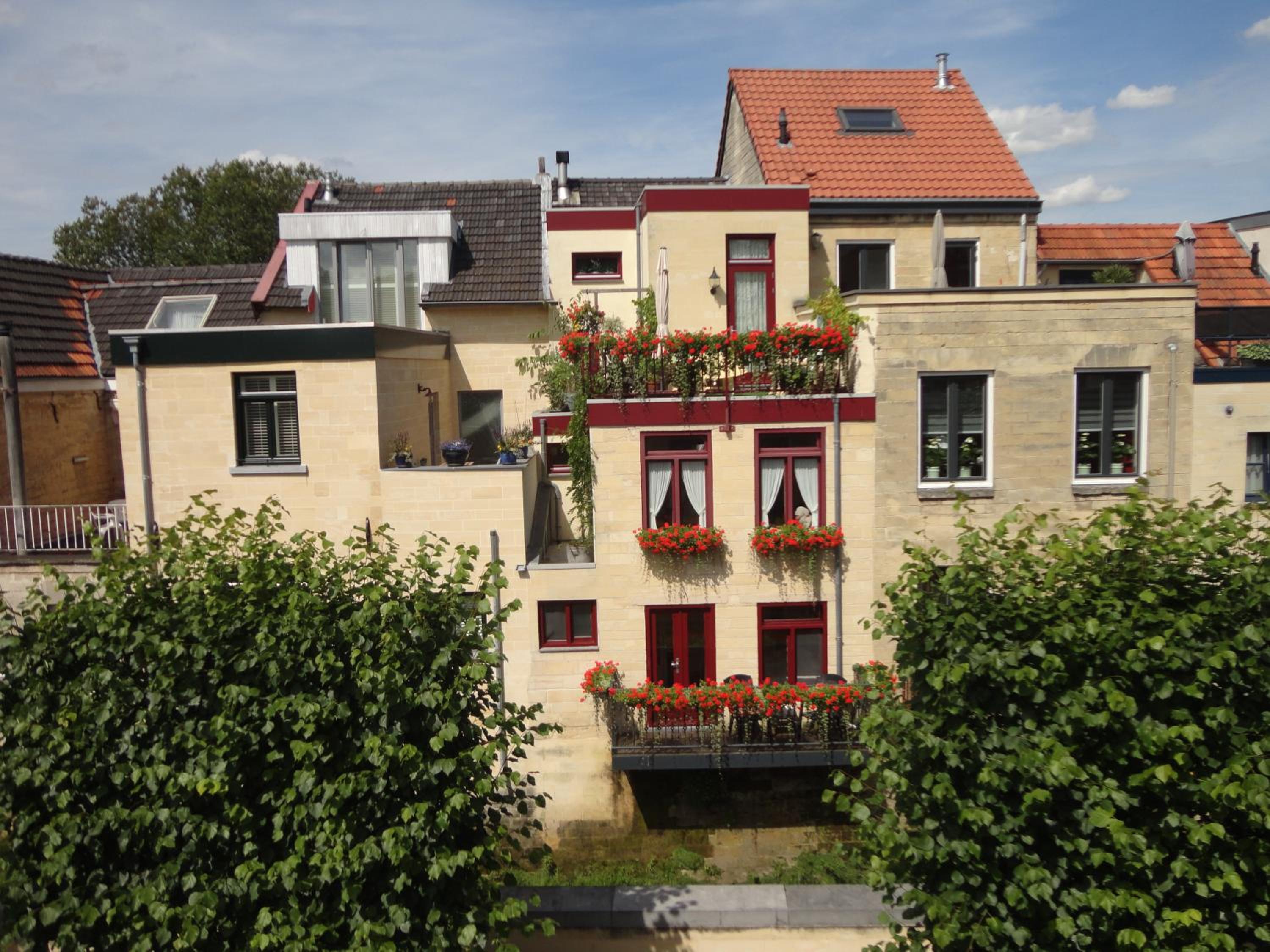 Appartement aan de Geul view 3