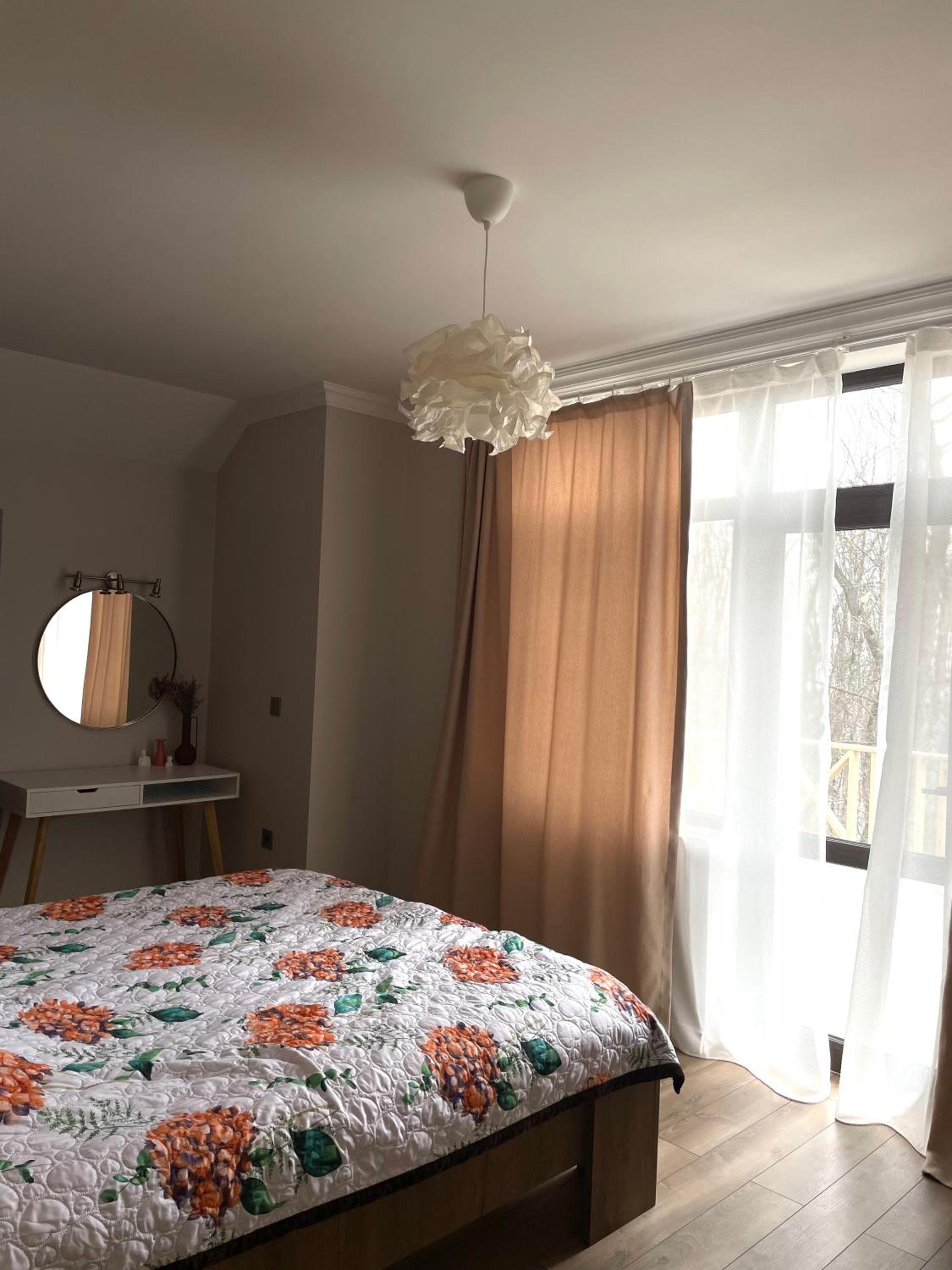 CHALET WOODS GUSAR