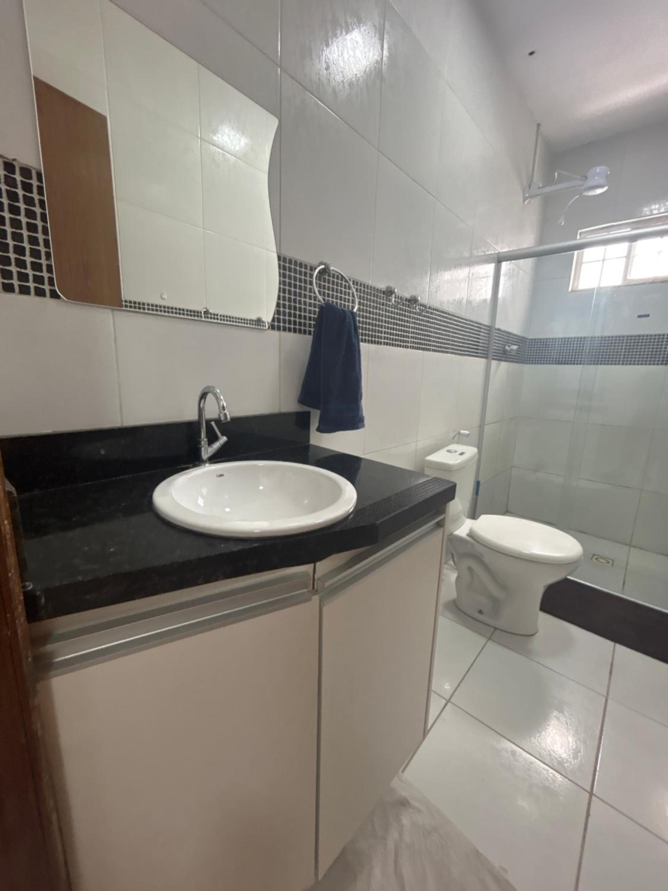 Até 08 pessoas, próximo ao shopping com garagem