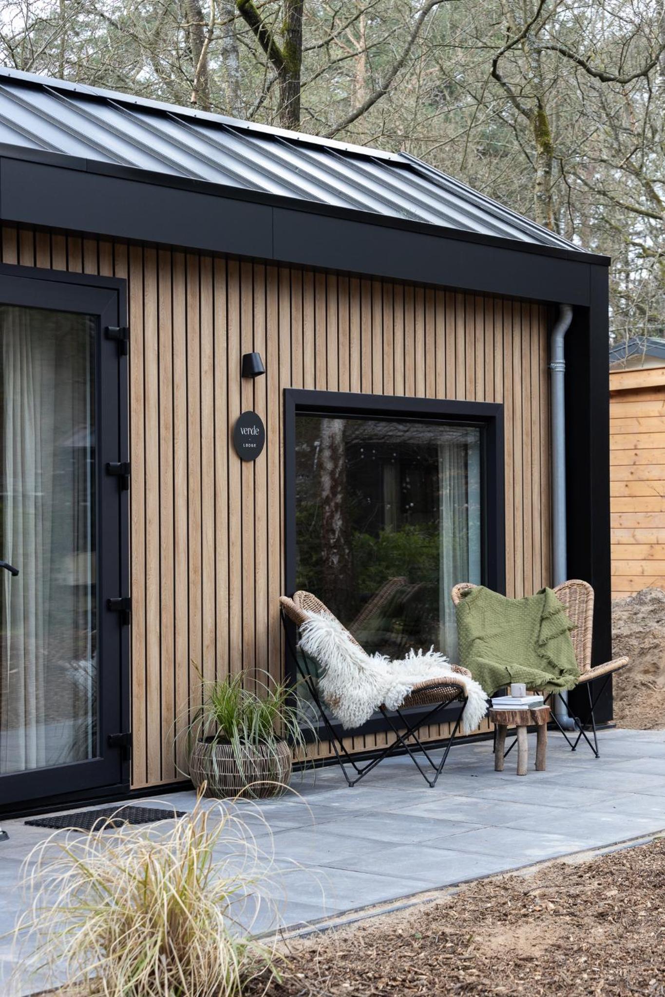 Verde Tiny Lodge tinyhouse view 2