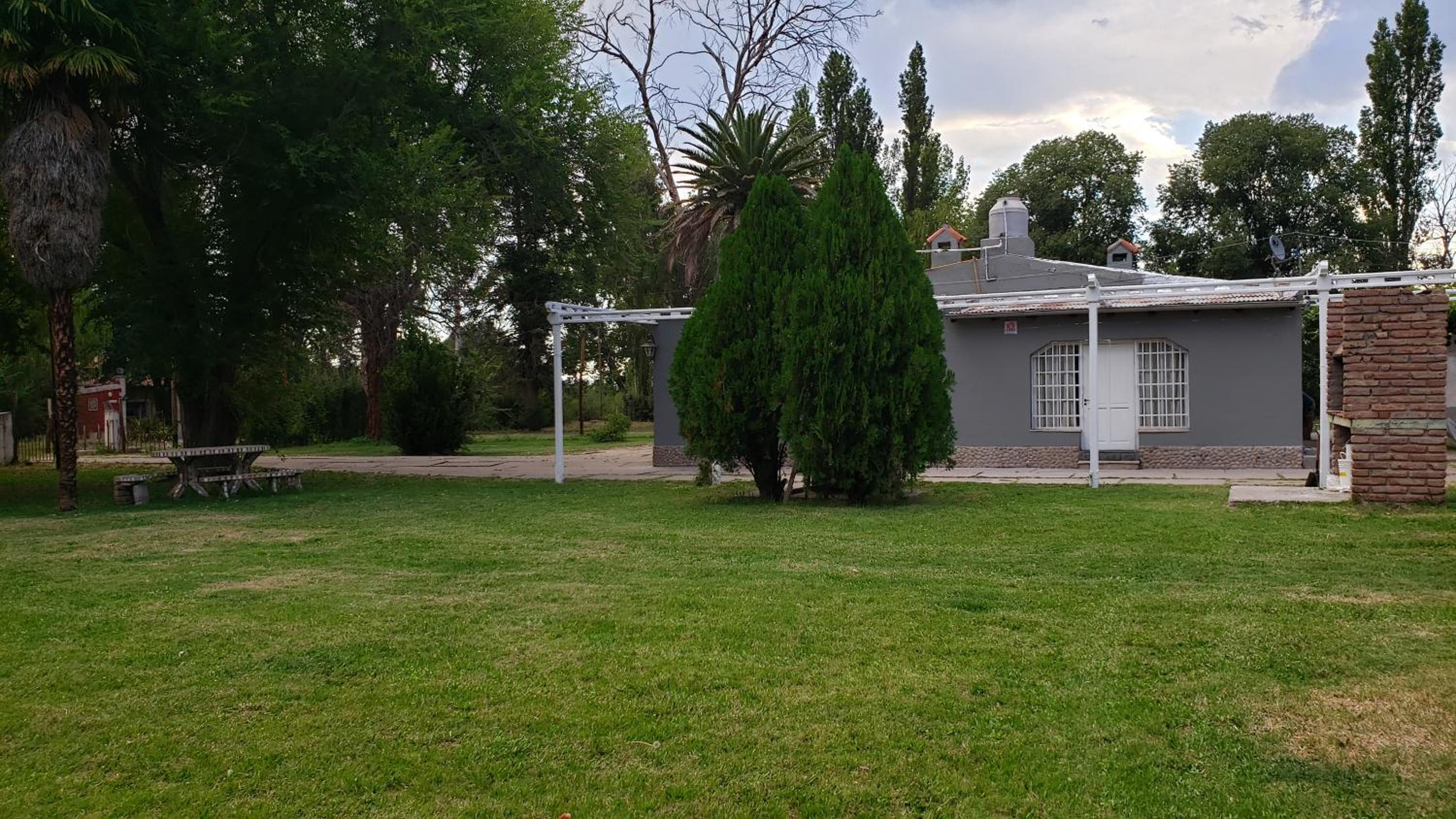 CASA DE CAMPO EN SAN RAFAEL