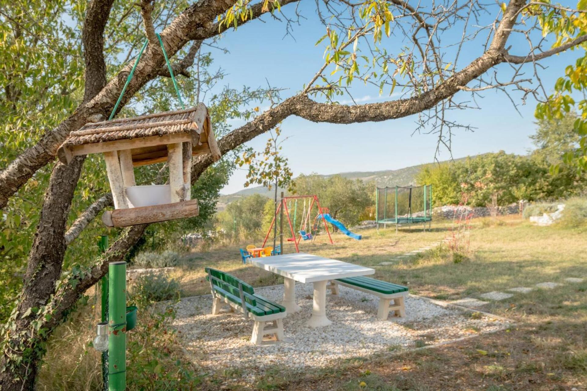 Rustic Villa Florice with a pool