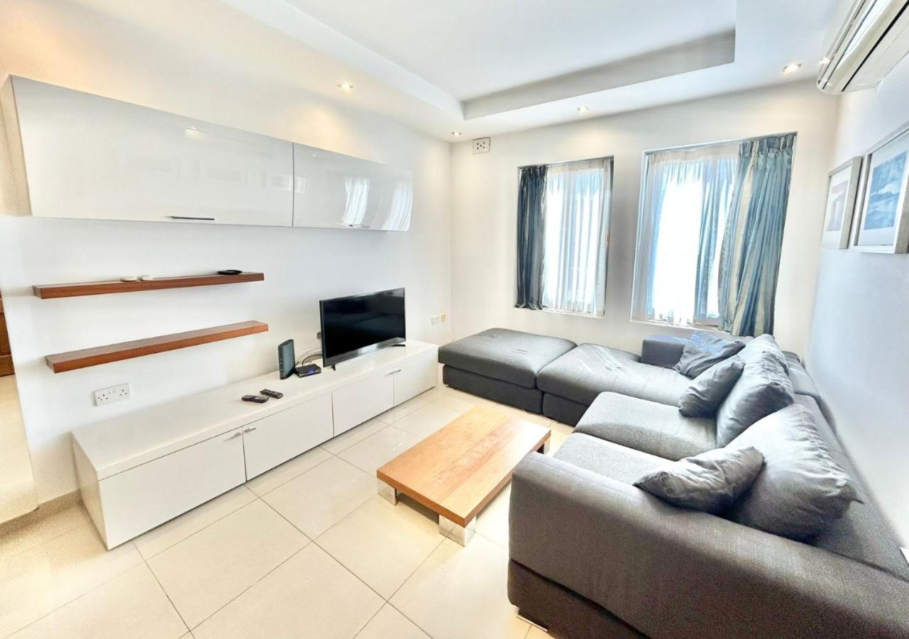 Sacred Heart Apartment — St Julian's