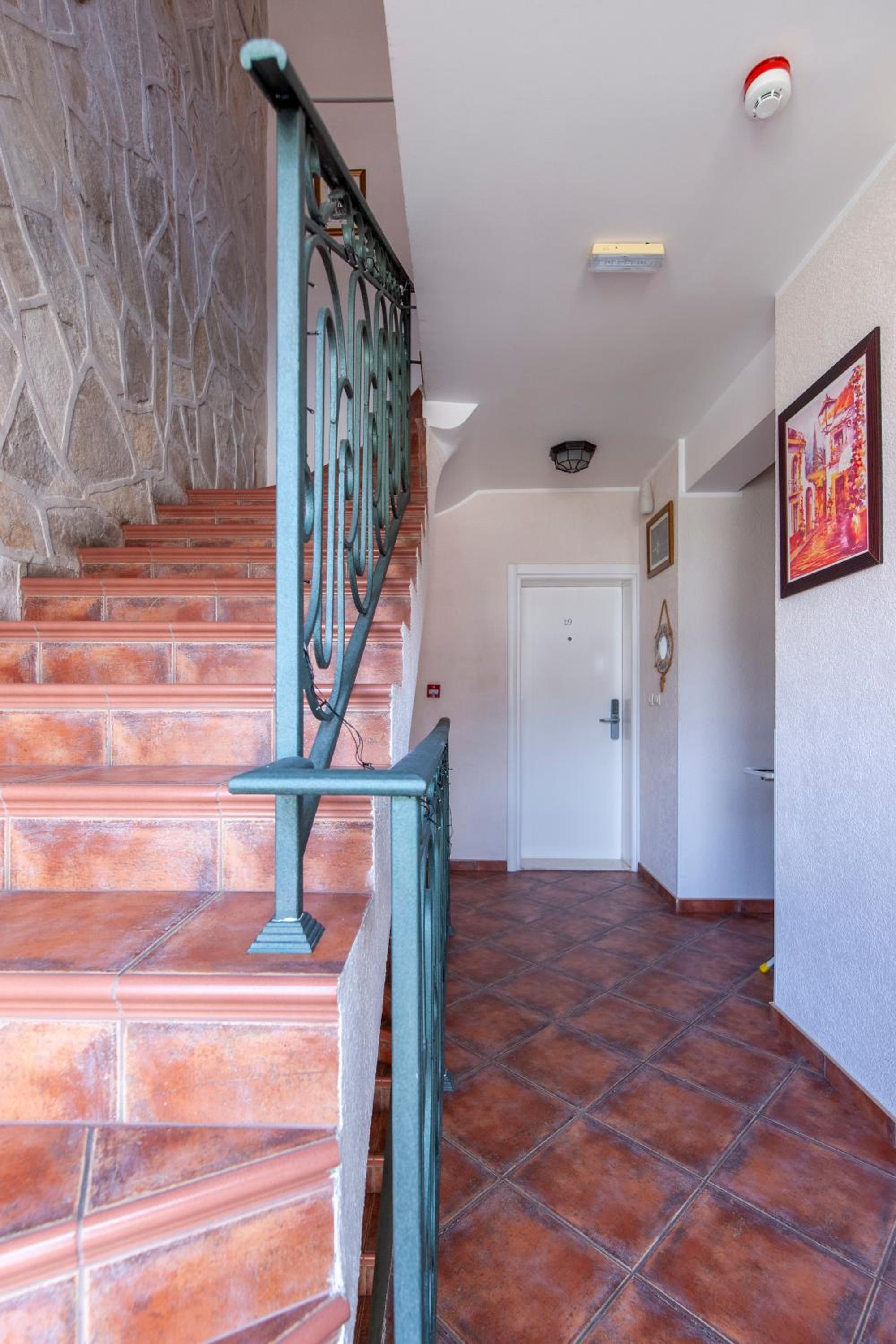Mila & Aleksandr Apartments