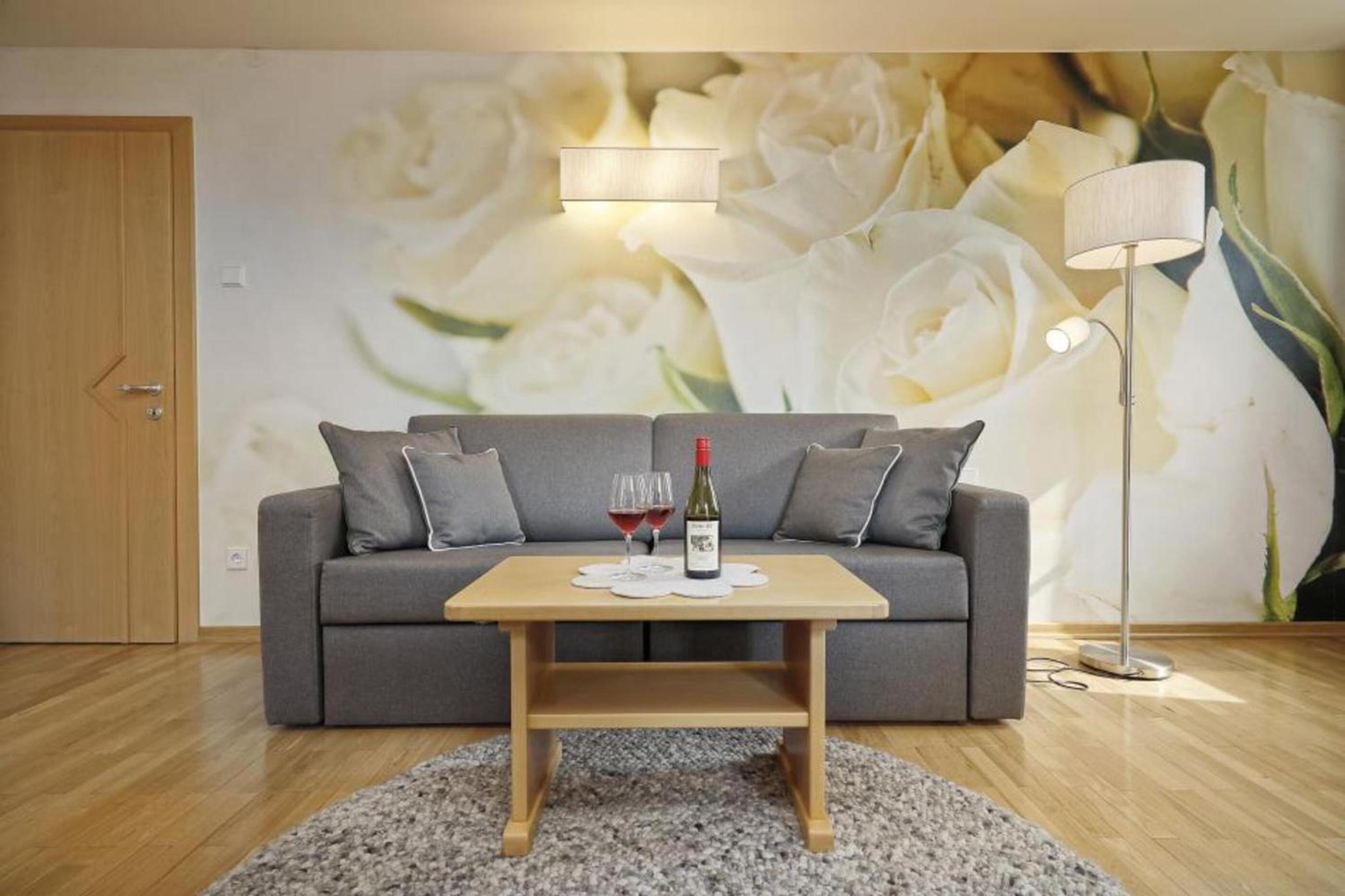 Stöckerhof Apartment Blume view 5