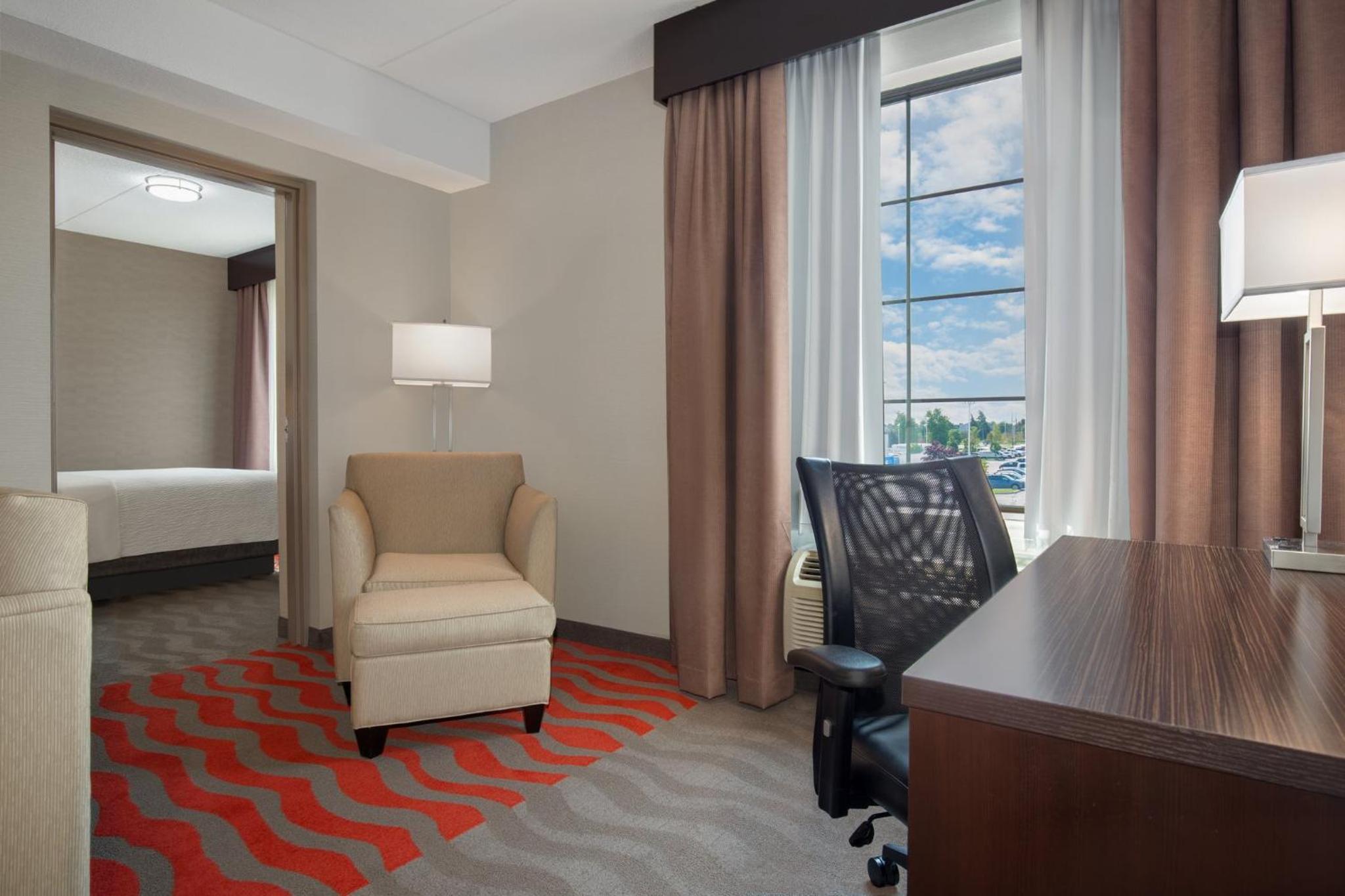 Barrie Vacations - Holiday Inn Express Hotel  Suites Barrie, an IHG Hotel - Property Image 8