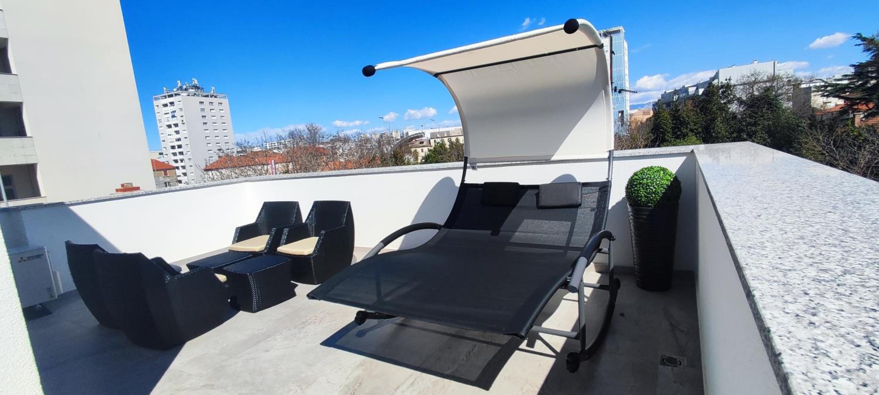 Villa MiEma with Jacuzzi view 4