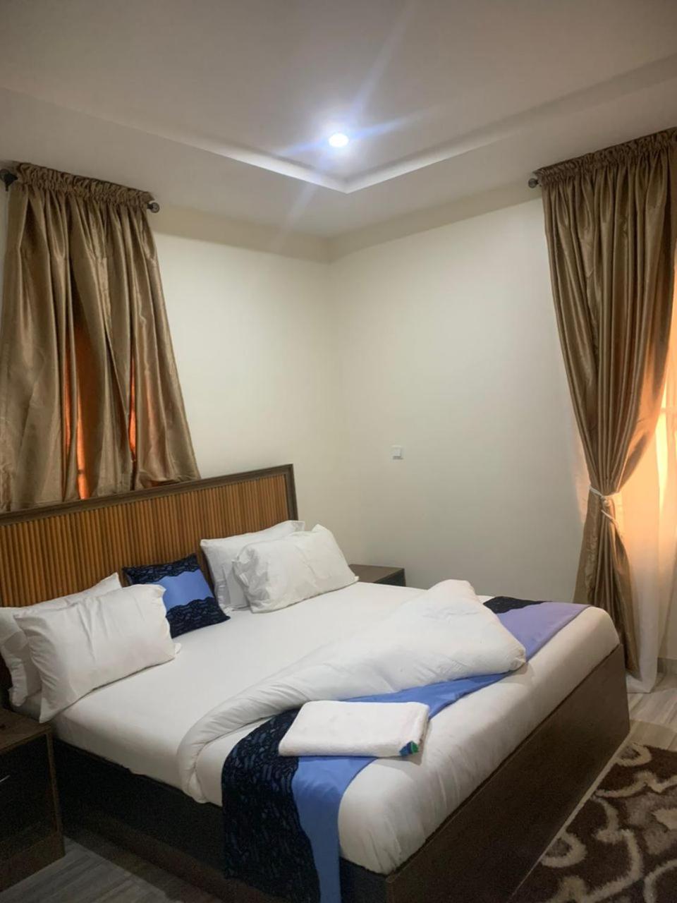 Elimus Apartments & Suites