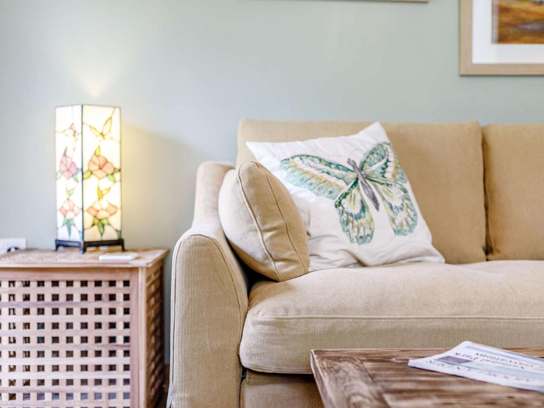 1 Bed in Newton Abbot oc-bbell view 2