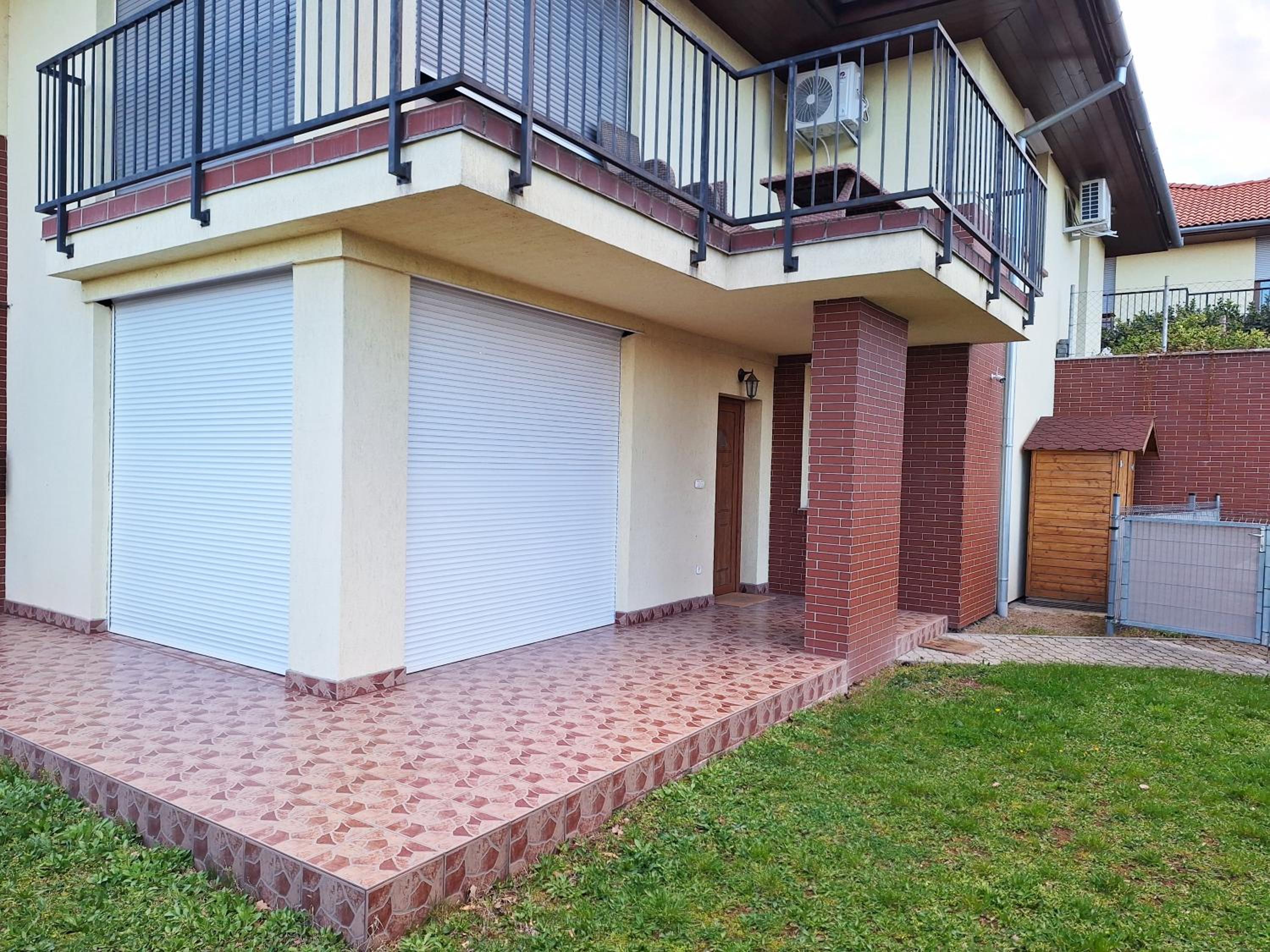 Makra-tető Öregtölgy Apartman
