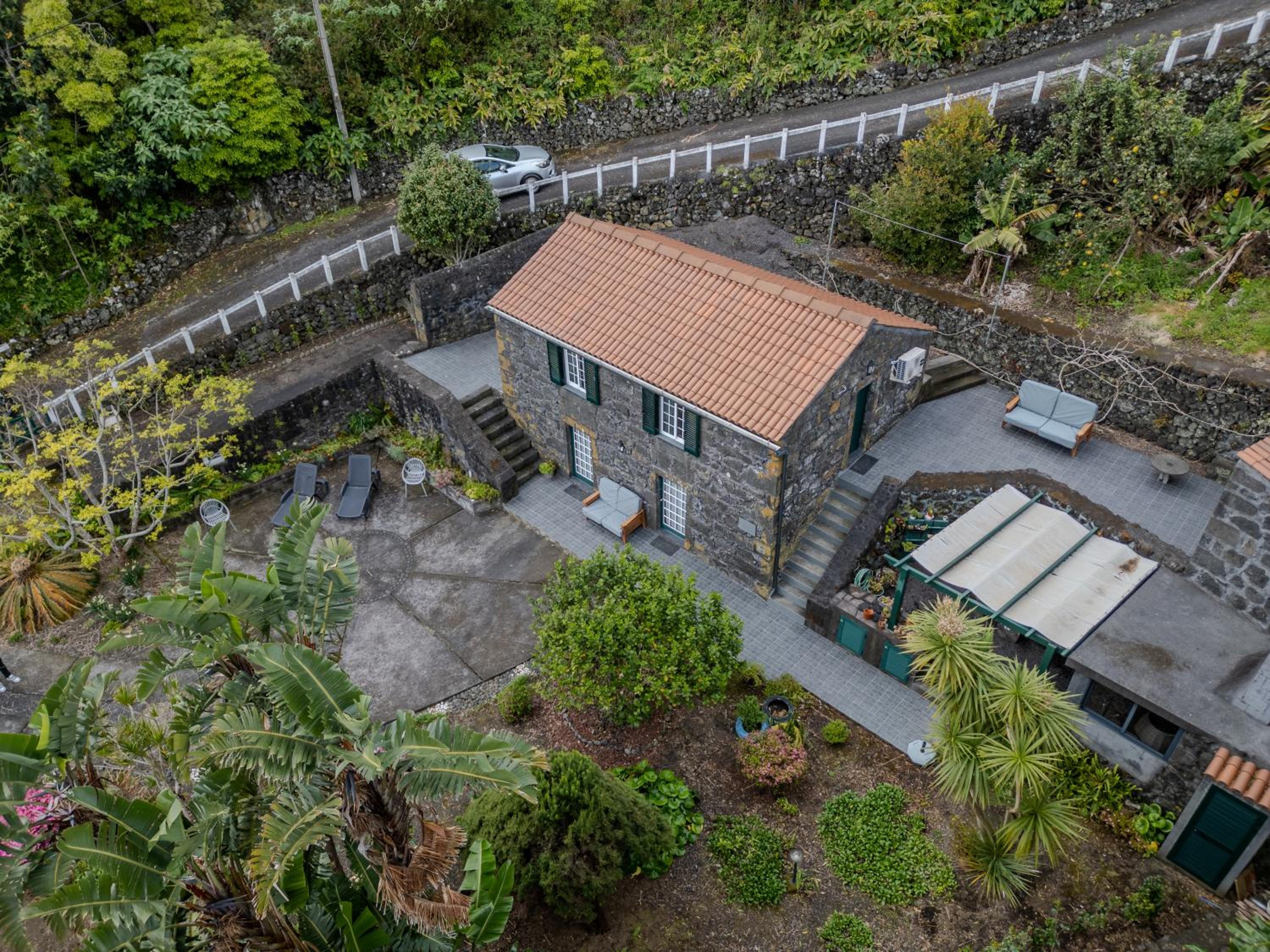 Casa de Basalto view 3