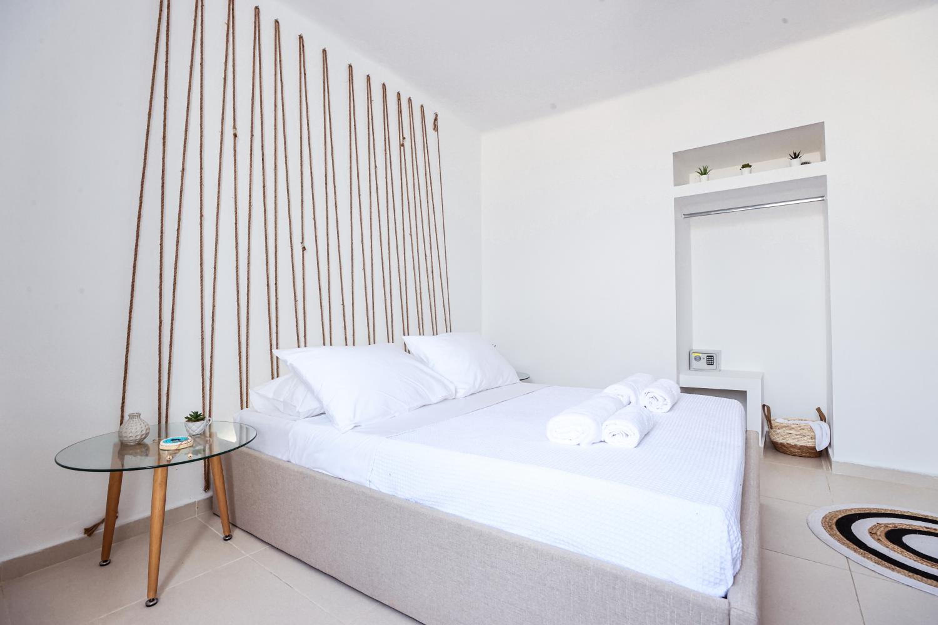 Whitelist Suite Paraportiani in MykonosTown