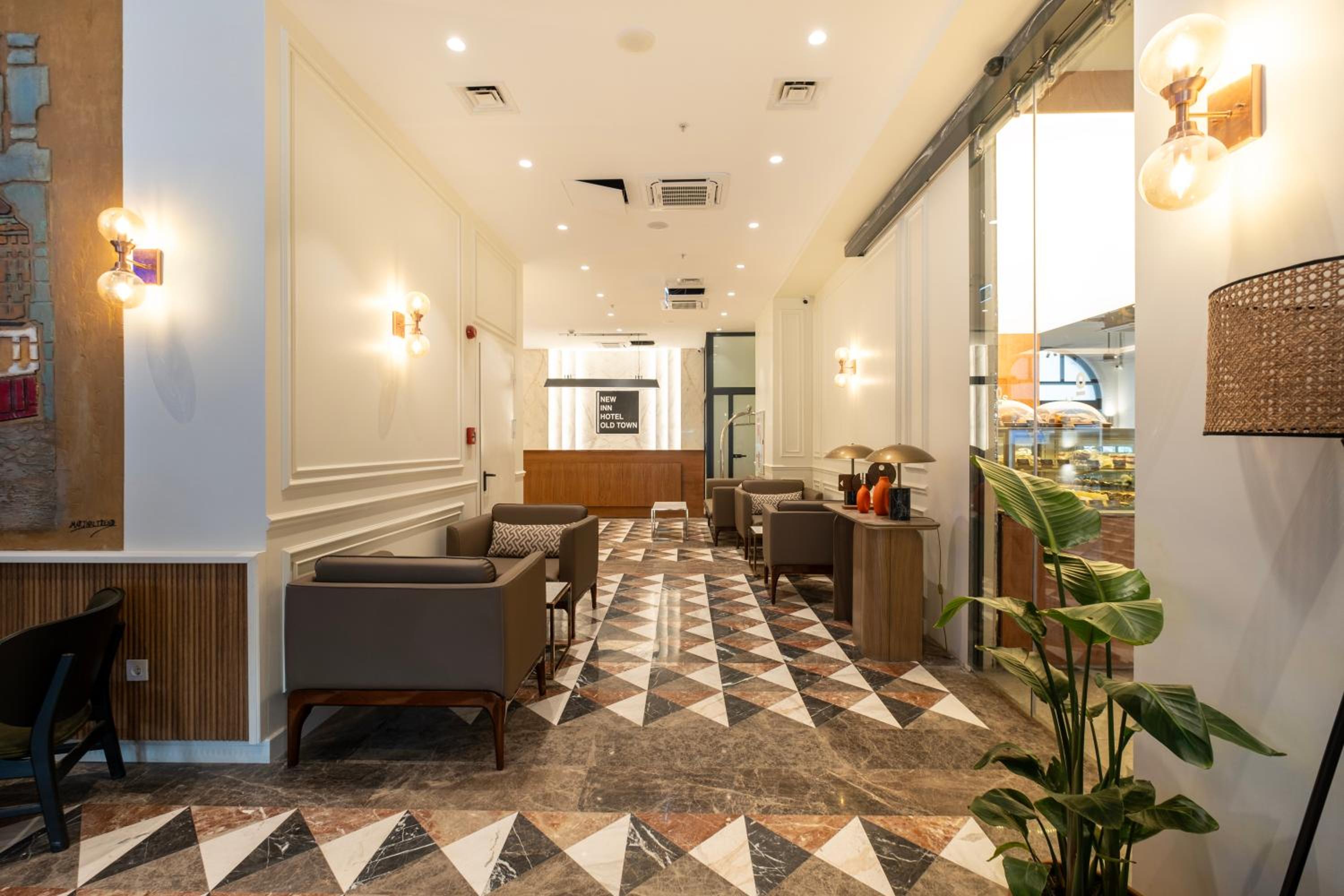 New Inn Hotel Old Town - Image 8