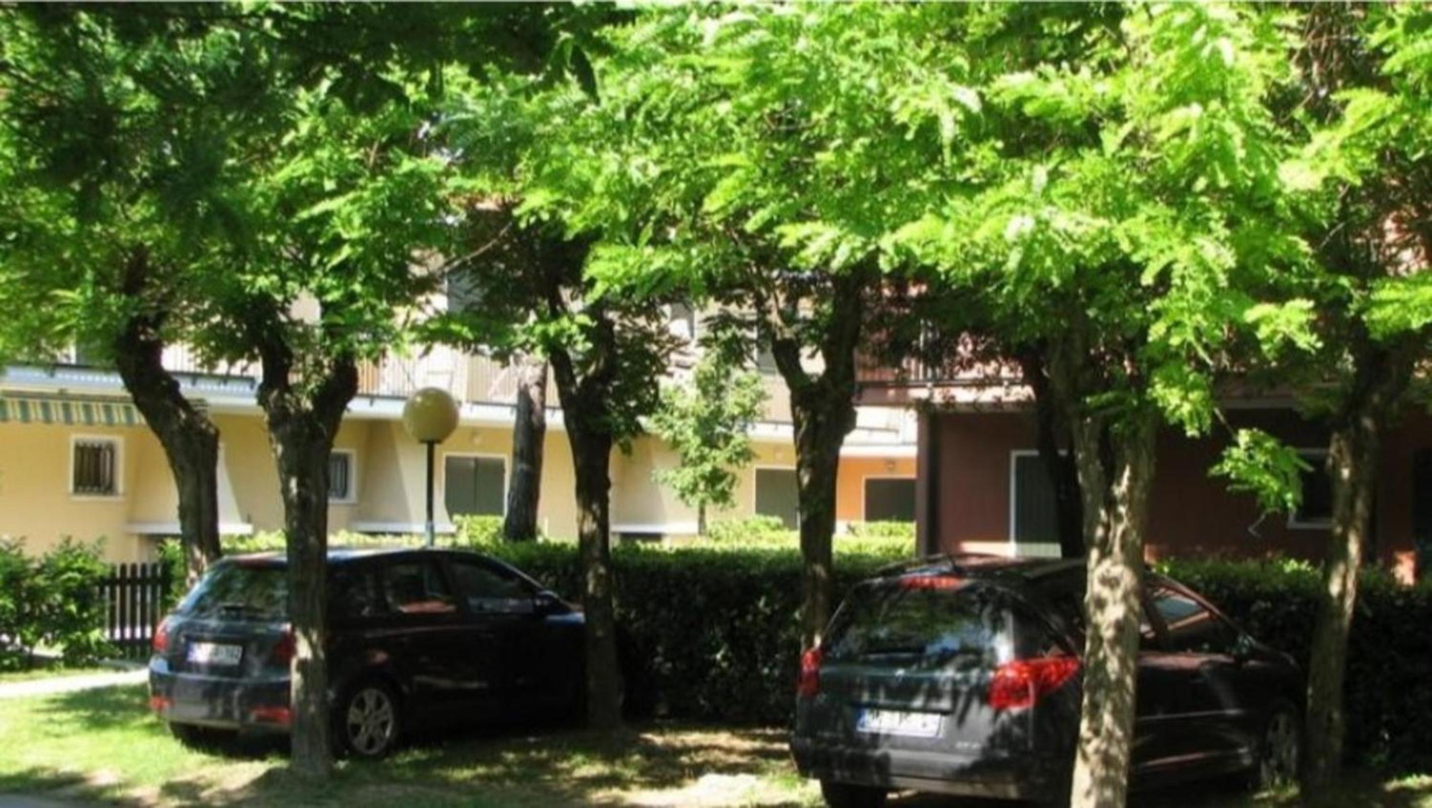 Terraced house with private garden photo 5