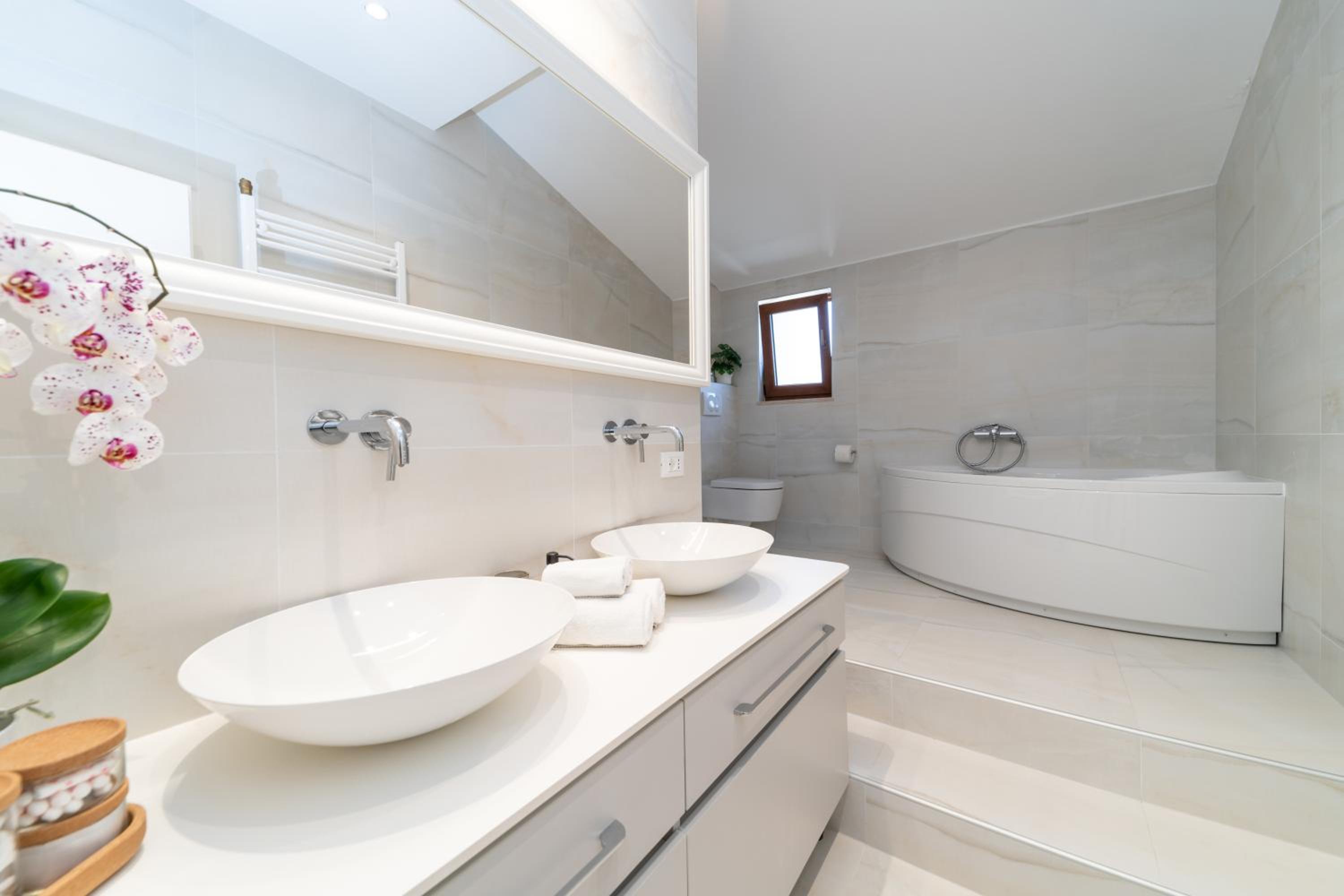 Holiday Home Kiara view 5