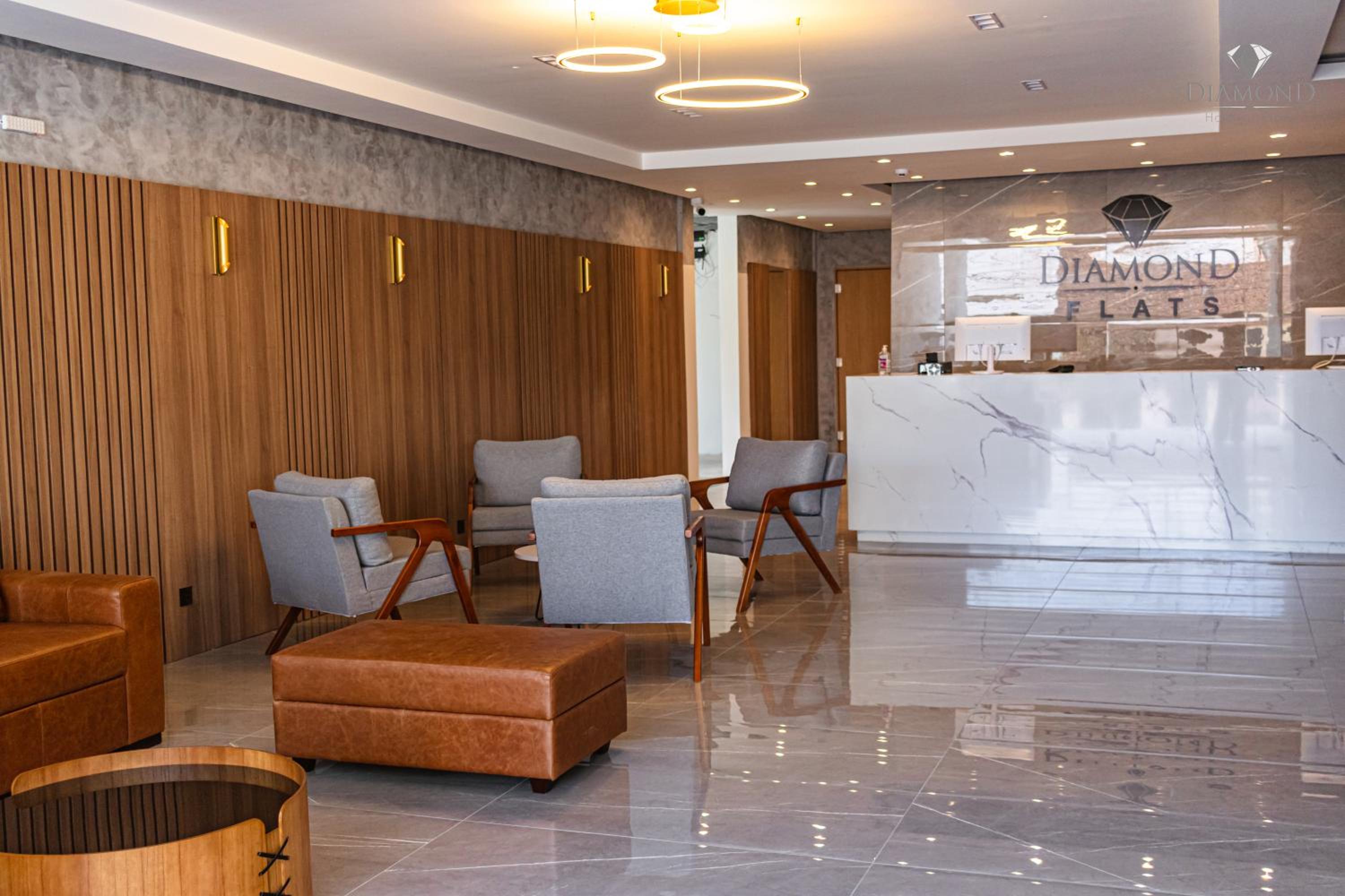 Flats novos e modernos, próximos ao centro, em um ambiente de excelência no Diamond