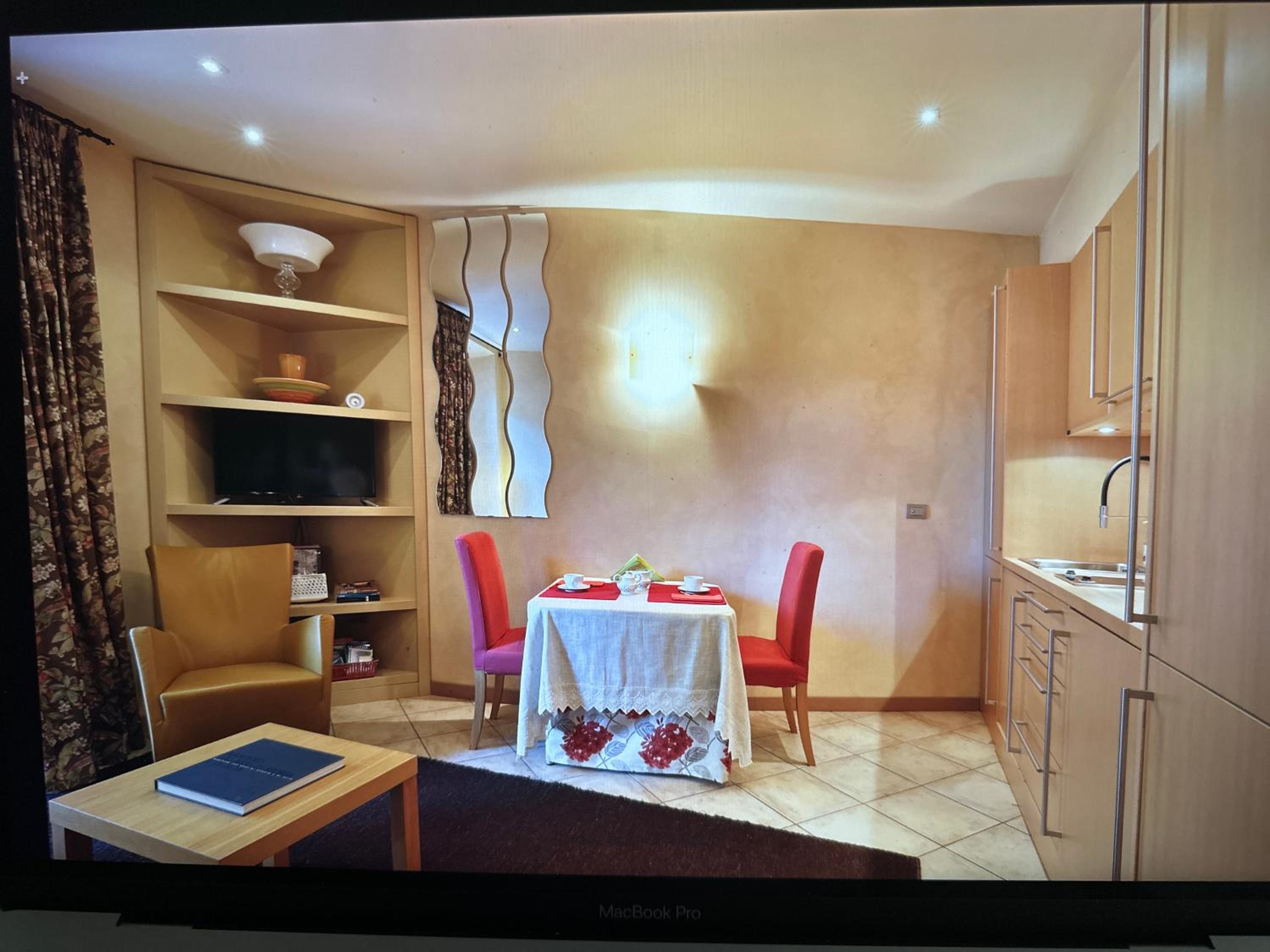 Cernobbio lake suites
