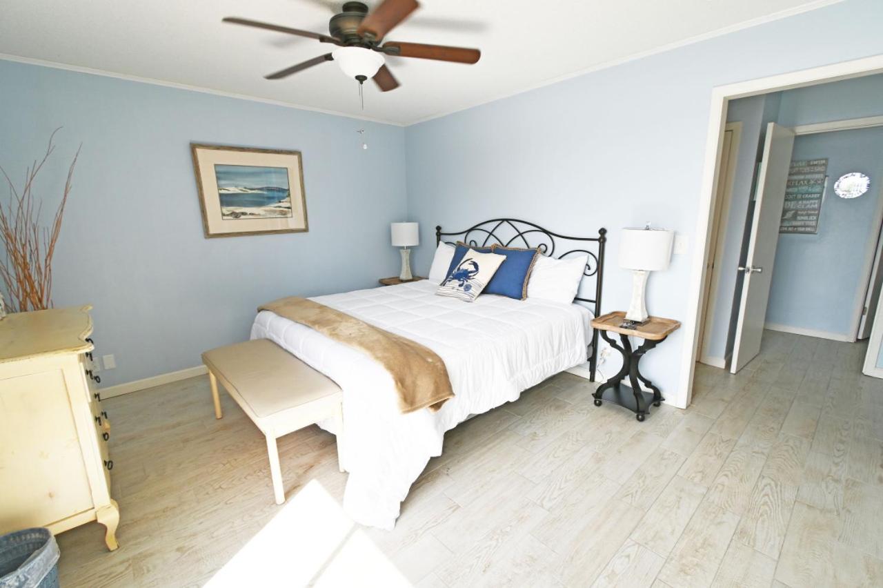 Sandpiper Cove 2 Bedroom 2 Bathroom With Harbor View view 5