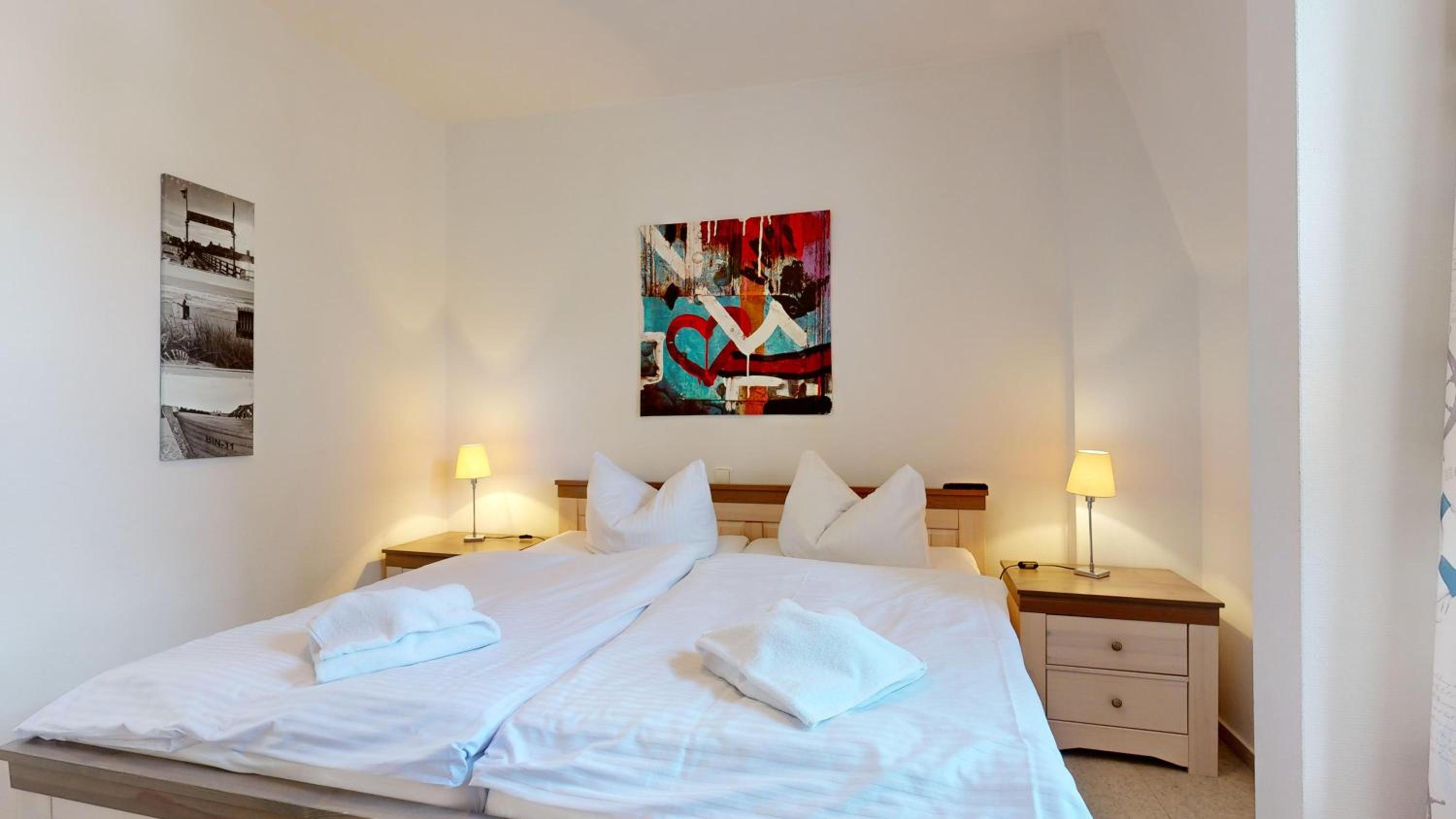 strandnahe FeWo mit Schwimmbad im Haus, Liebeskind 80, Binz